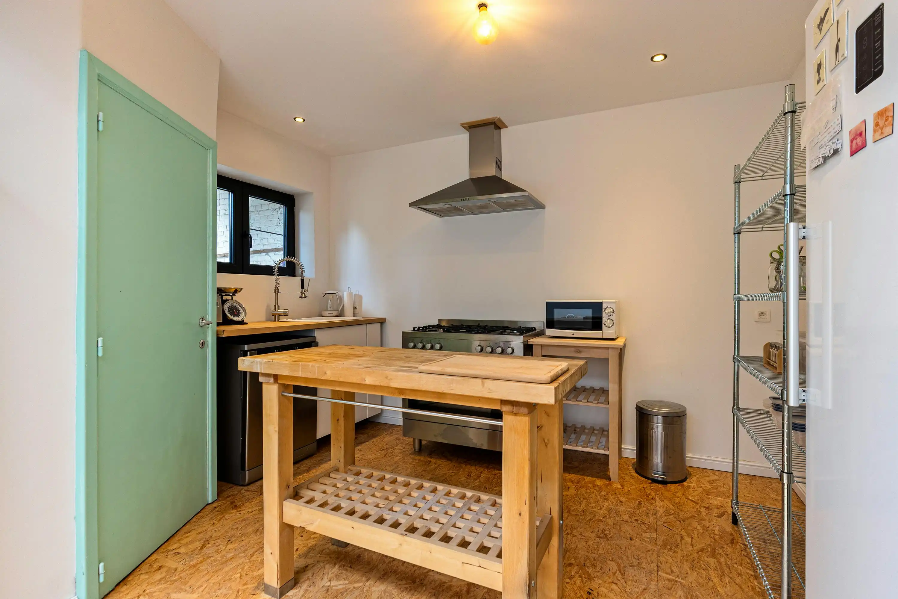 Huis met veel potentieel, tuin en garage te koop in Merksem foto 7