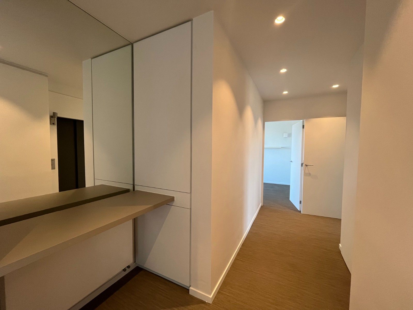 Modern en ruim appartement te huur in Waregem – 114 m² foto 9