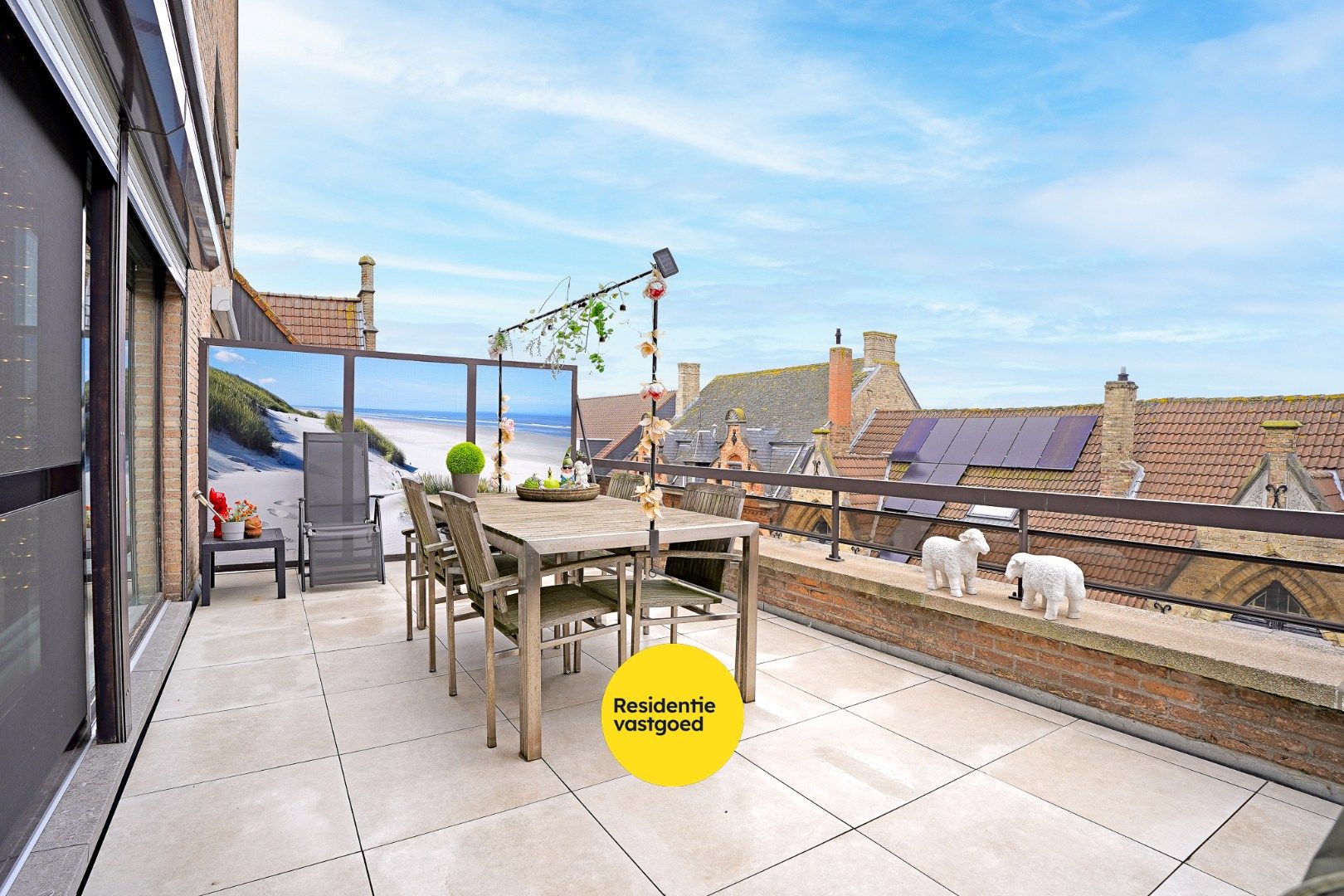 Sfeervol en instapklaar 3 slaapkamerappartement (108m²) met twee terrassen (40 m²) te Nieuwpoort-Stad. foto 7