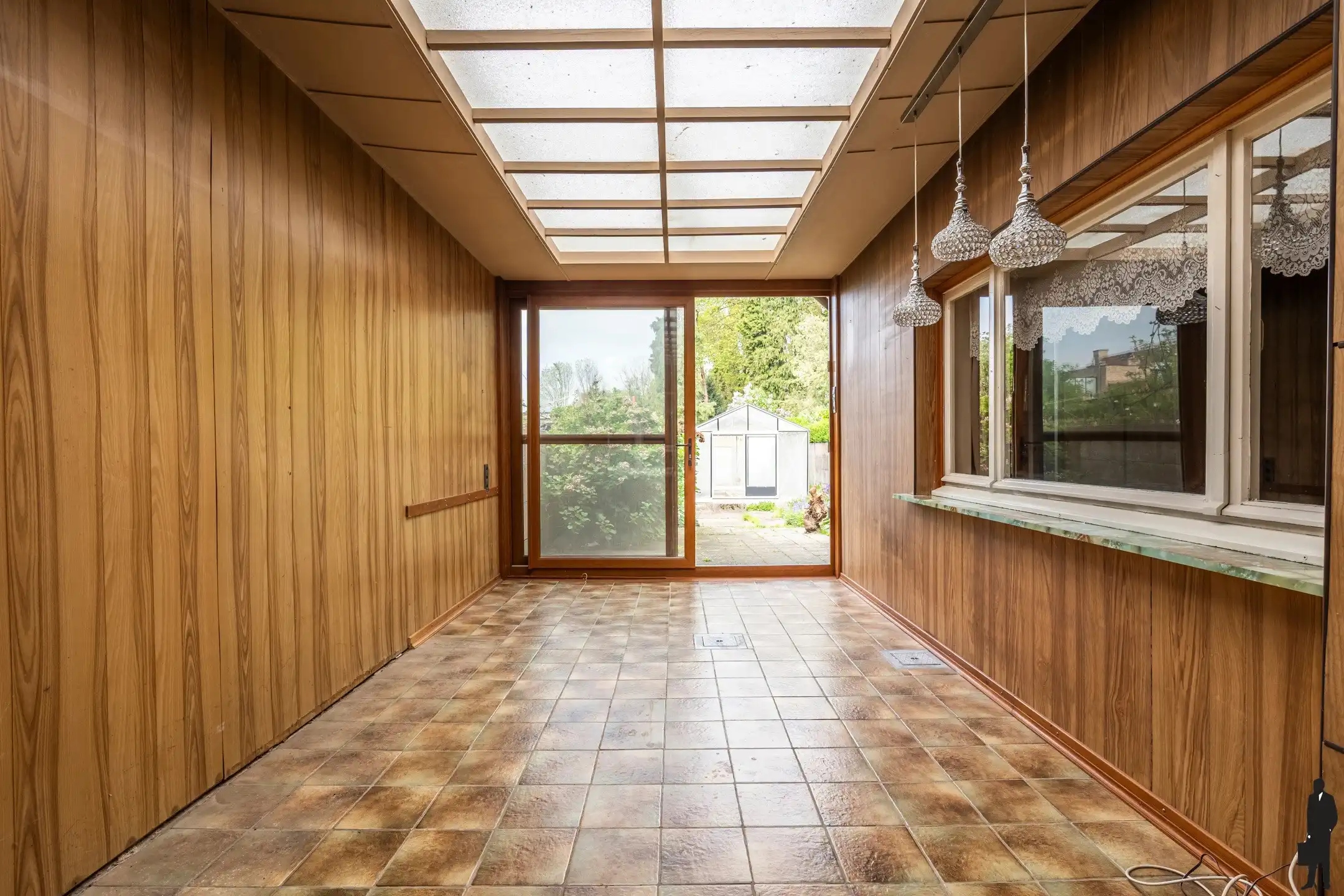 Totaalrenovatie: woning met potentieel i/h hart van 's Gravenwezel foto 5