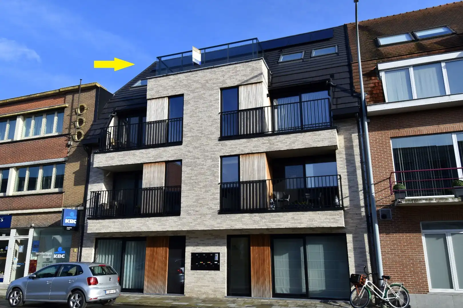 Luxe penthouse appartement met 2 terrassen in Gullegem foto {{pictureIndex}}