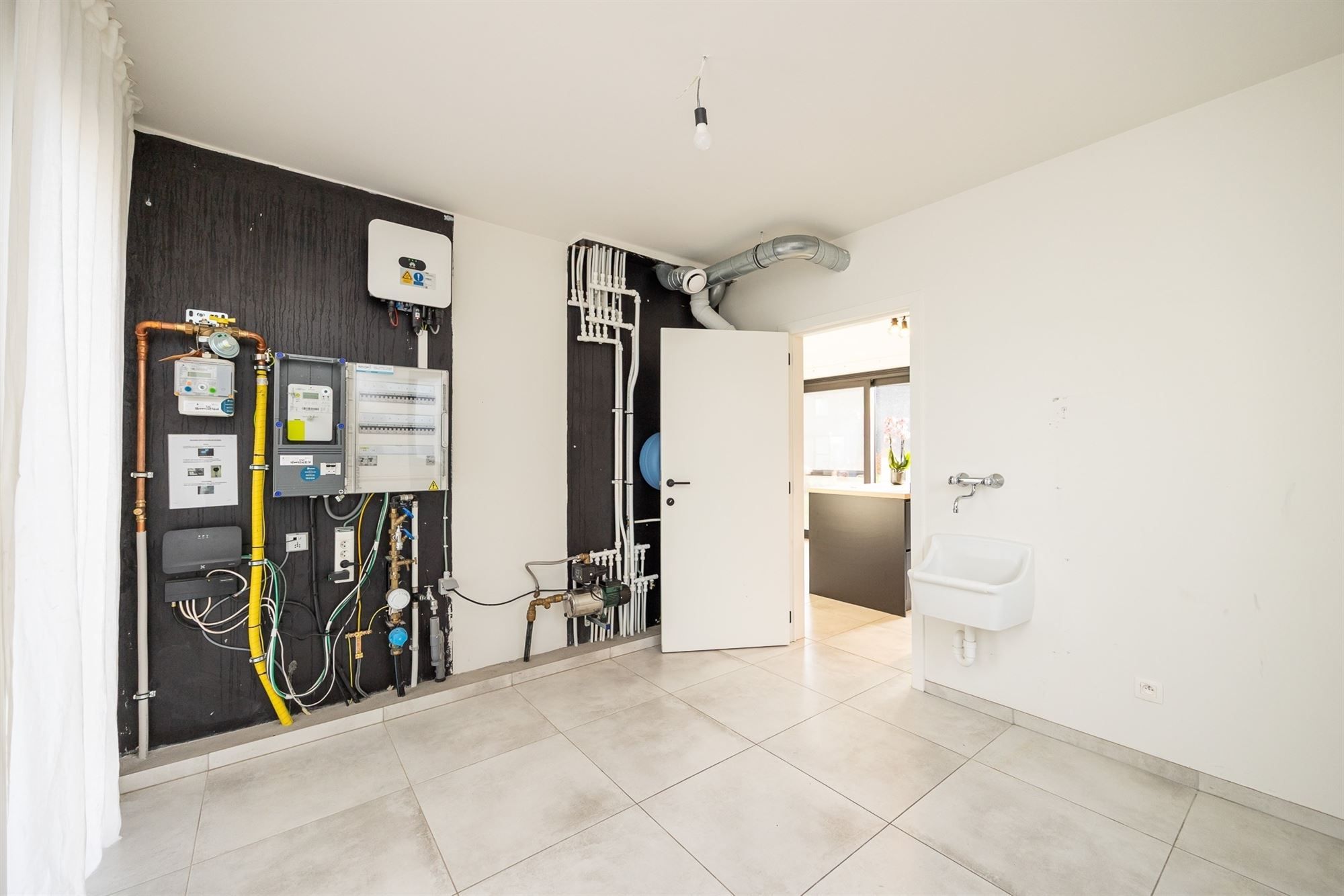 Instapklare woning met 3 slaapkamers en ruime tuin foto 27