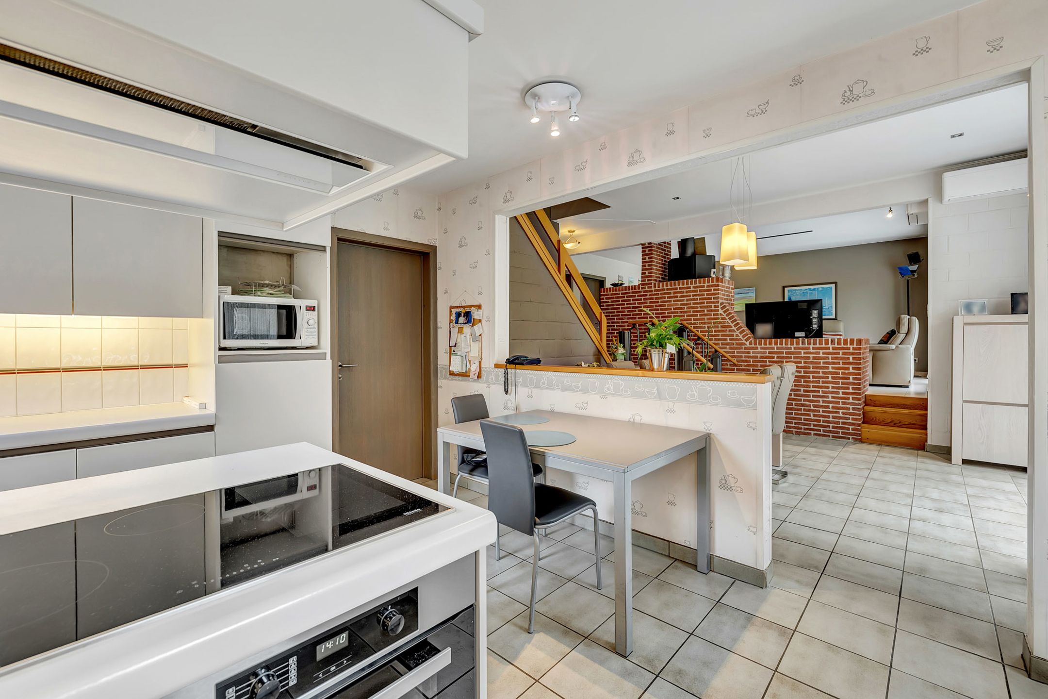 Instapklare woning op unieke locatie foto 14