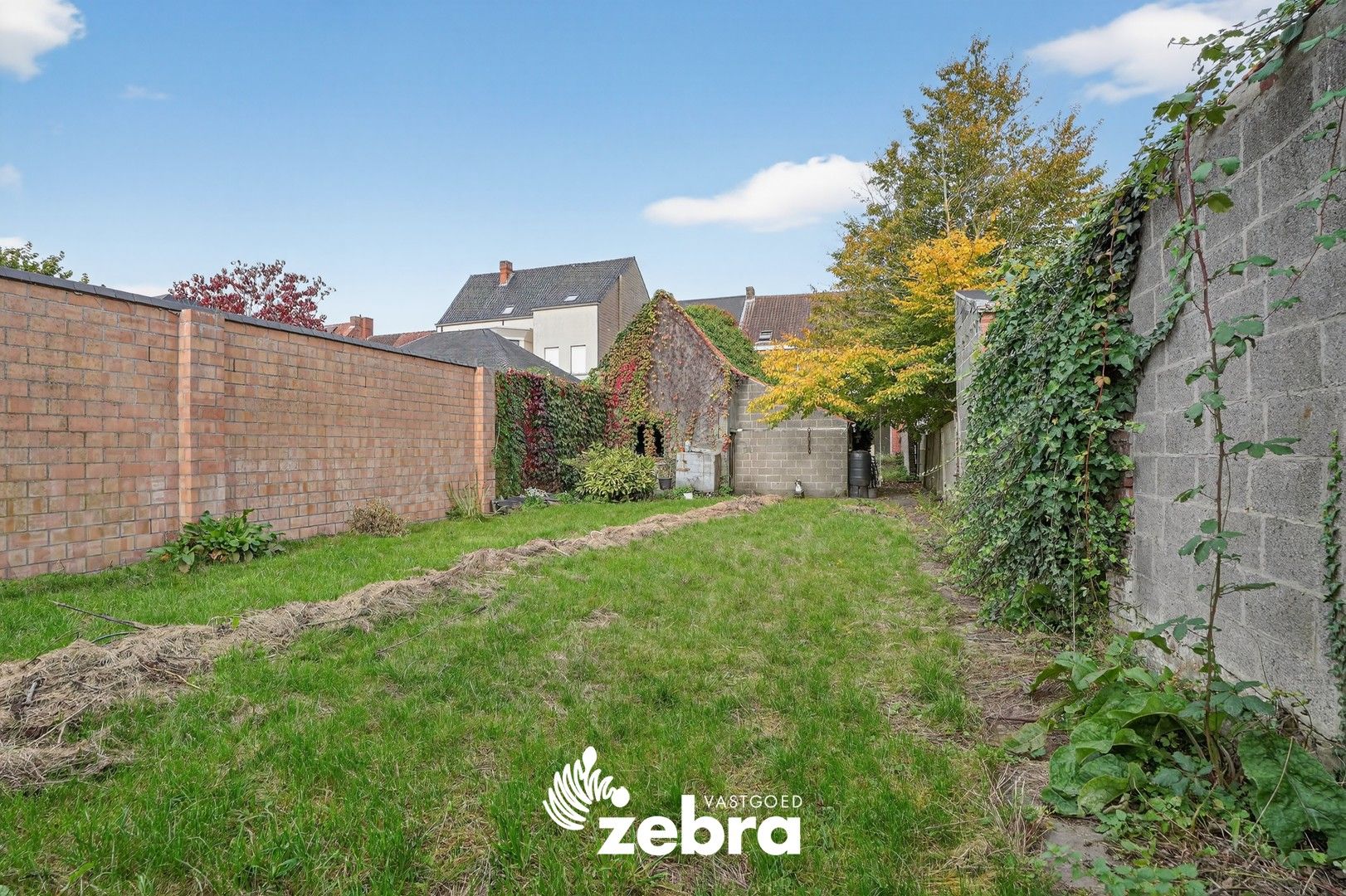 Zeer ruime woning met inpandige garage te koop in Staden! foto 28