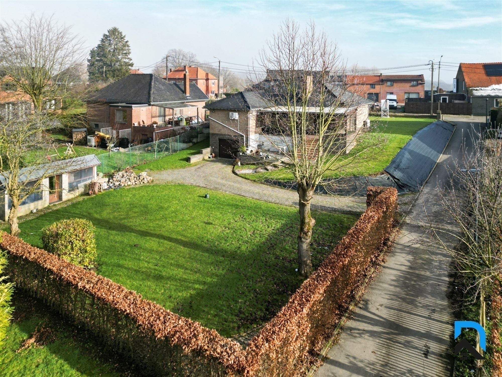 Vrijstaande woning op toplocatie met mooie tuin foto 25