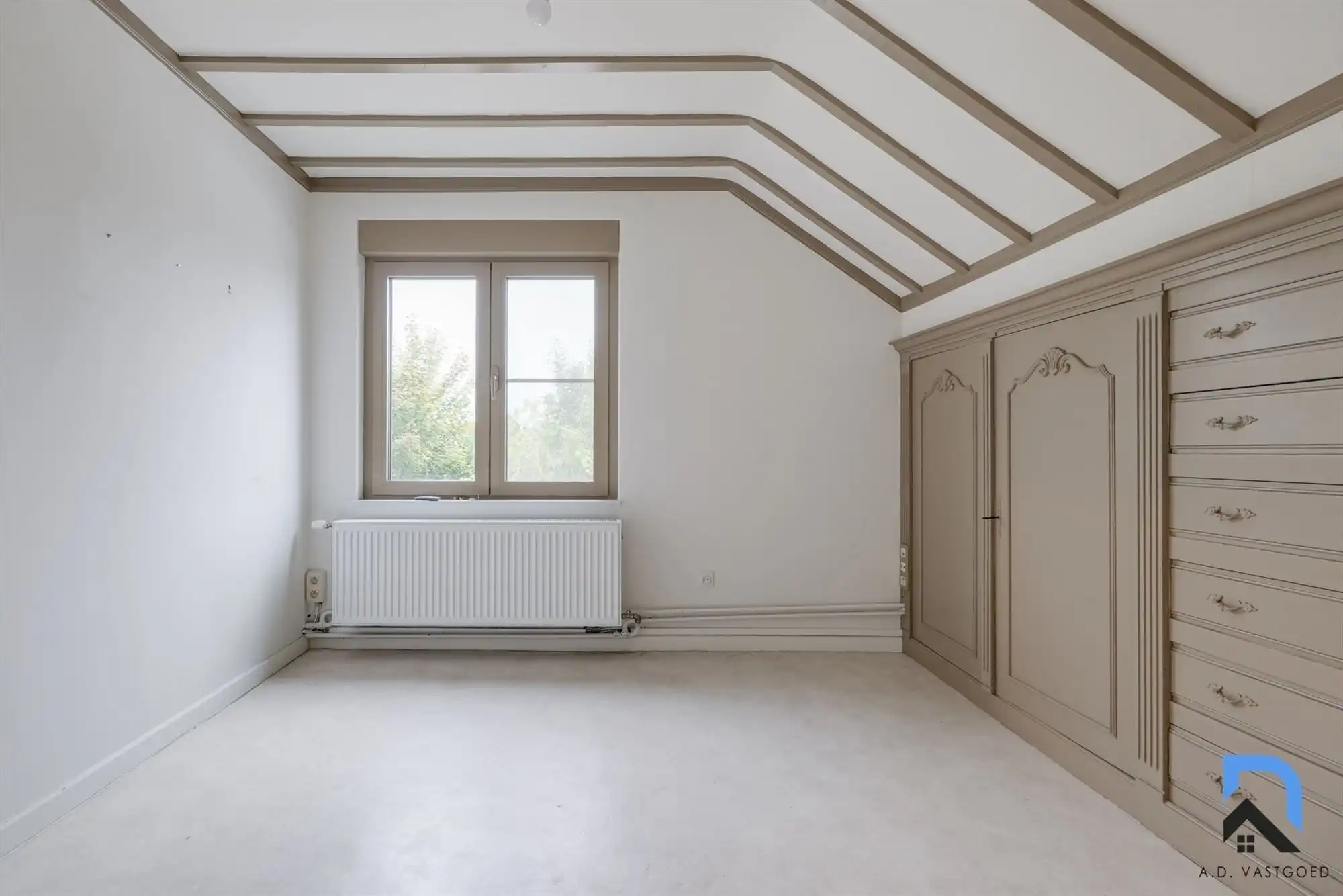 Ruime vrijstaande woning in Eigenbilzen foto 13