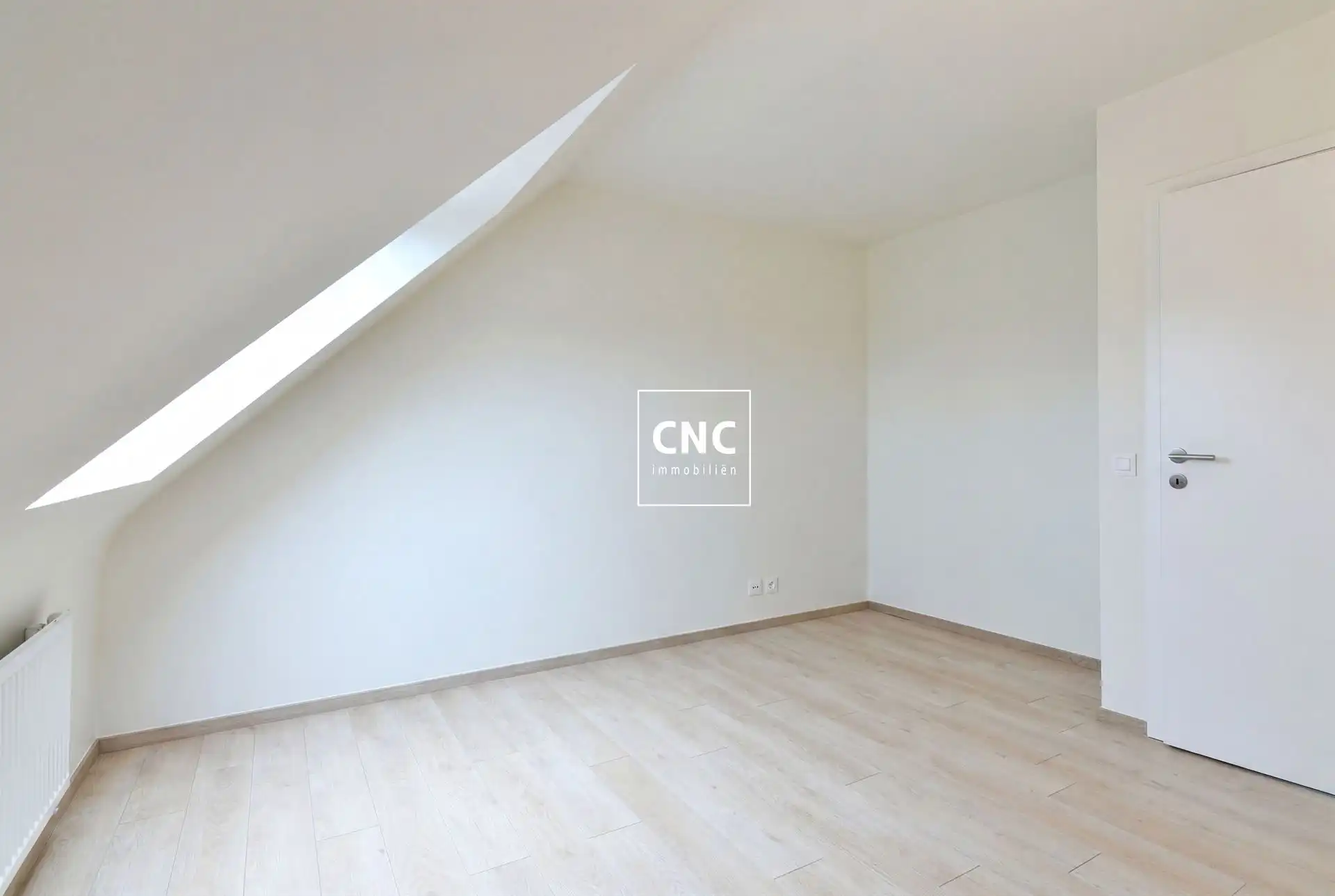 Lichtrijk triplexappartement met 4 slaapkamers en terrassen foto 19