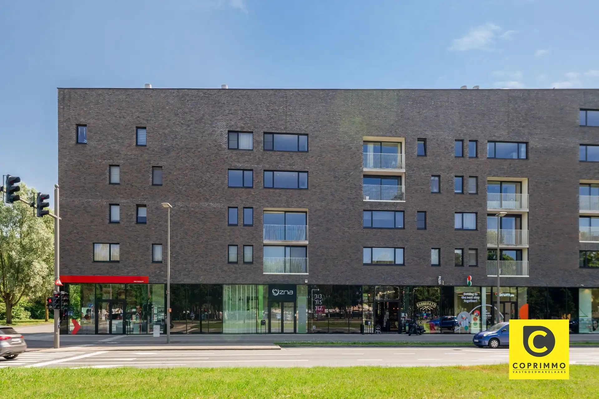 Veelzijdig handelspand/kantoor foto 9