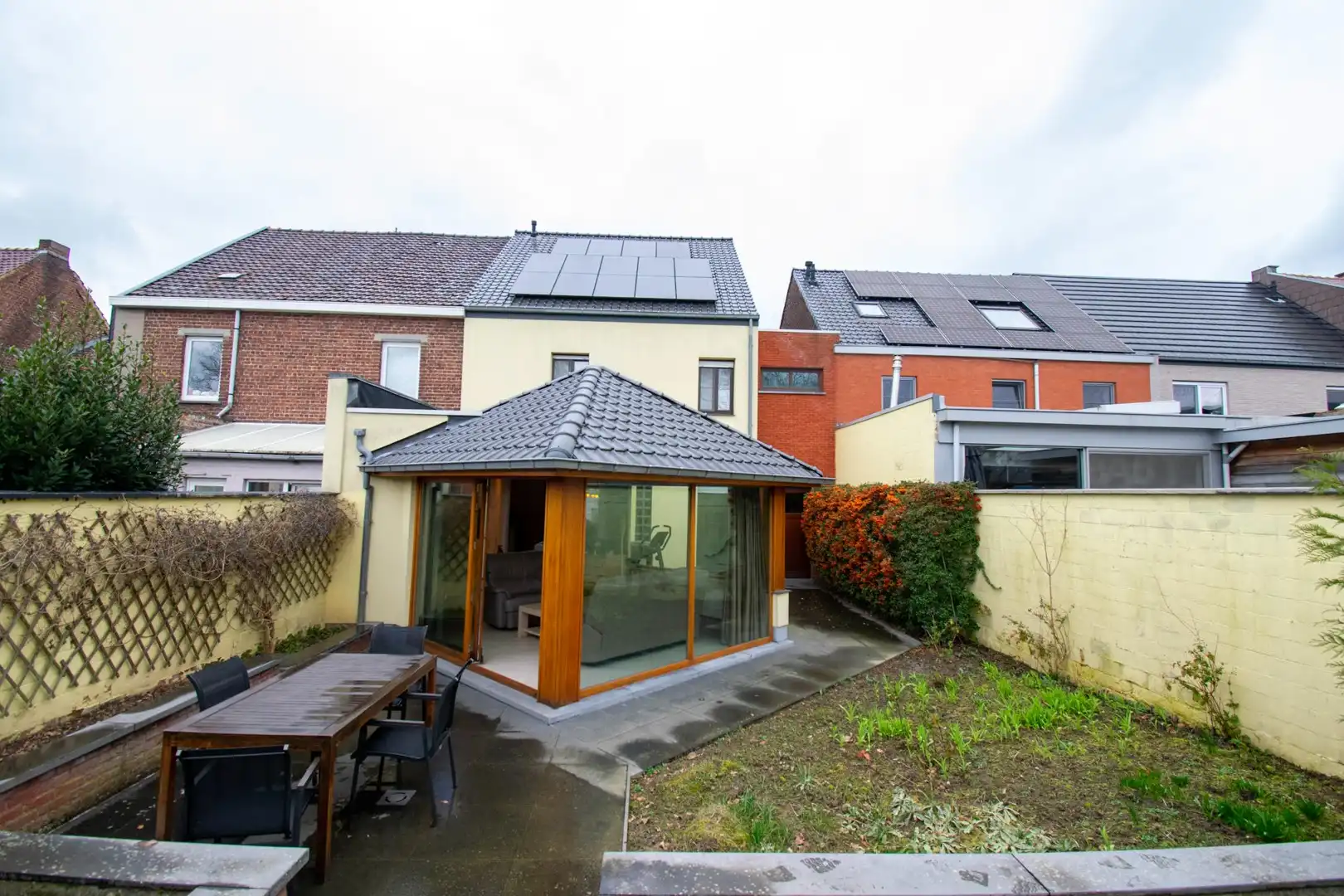 Instapklare woning met stadstuin foto 7
