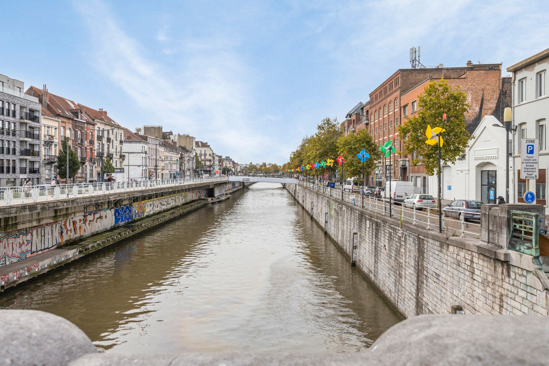 Charmante gezinswoning met 4 slaapkamers aan het kanaal foto 26