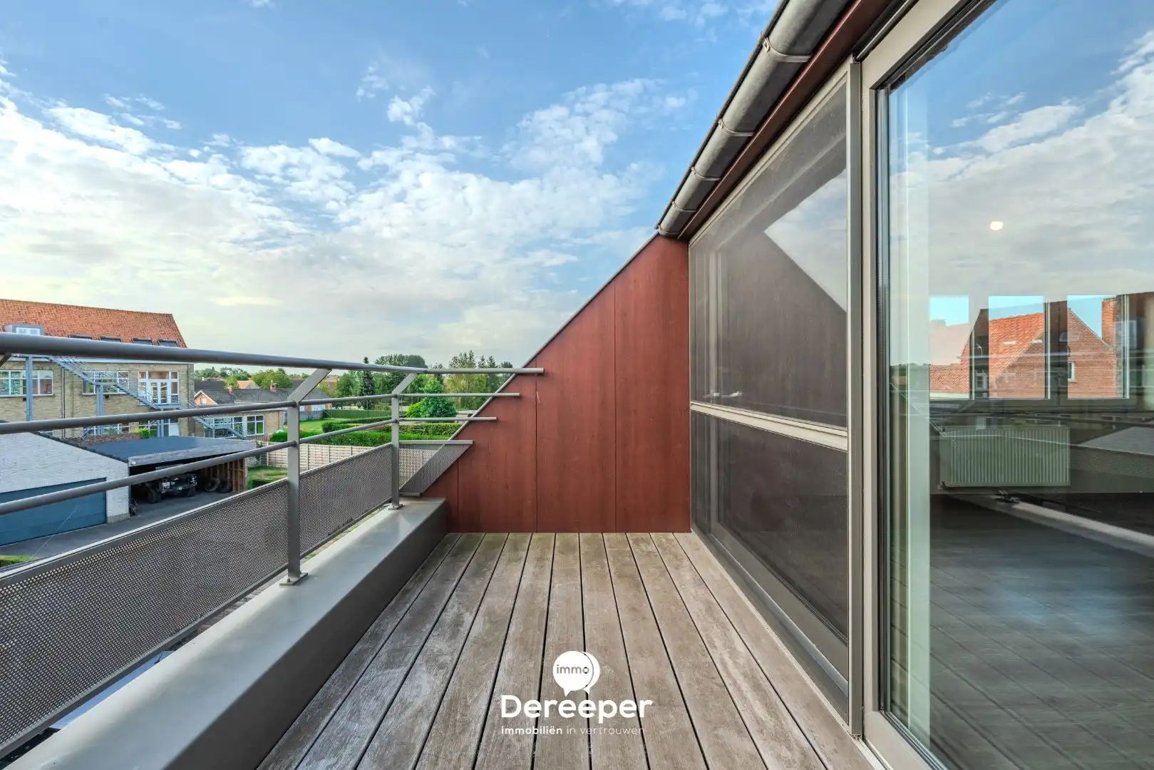 Modern en ruim duplexappartement met 3 slaapkamers in het centrum van Zerkegem foto 13