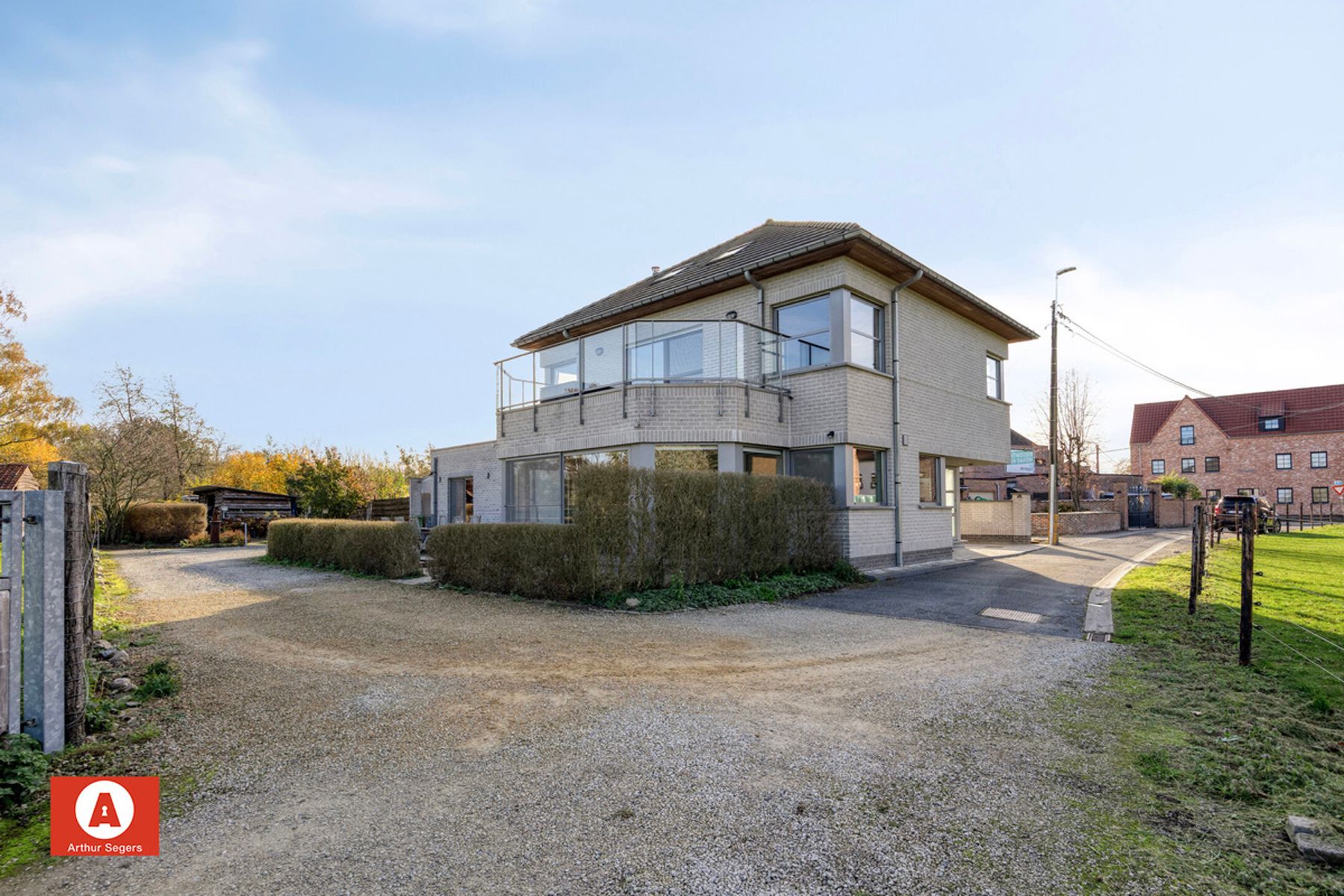 Energiezuinige kangoeroe-woning mét groene vergezichten. foto {{pictureIndex}}