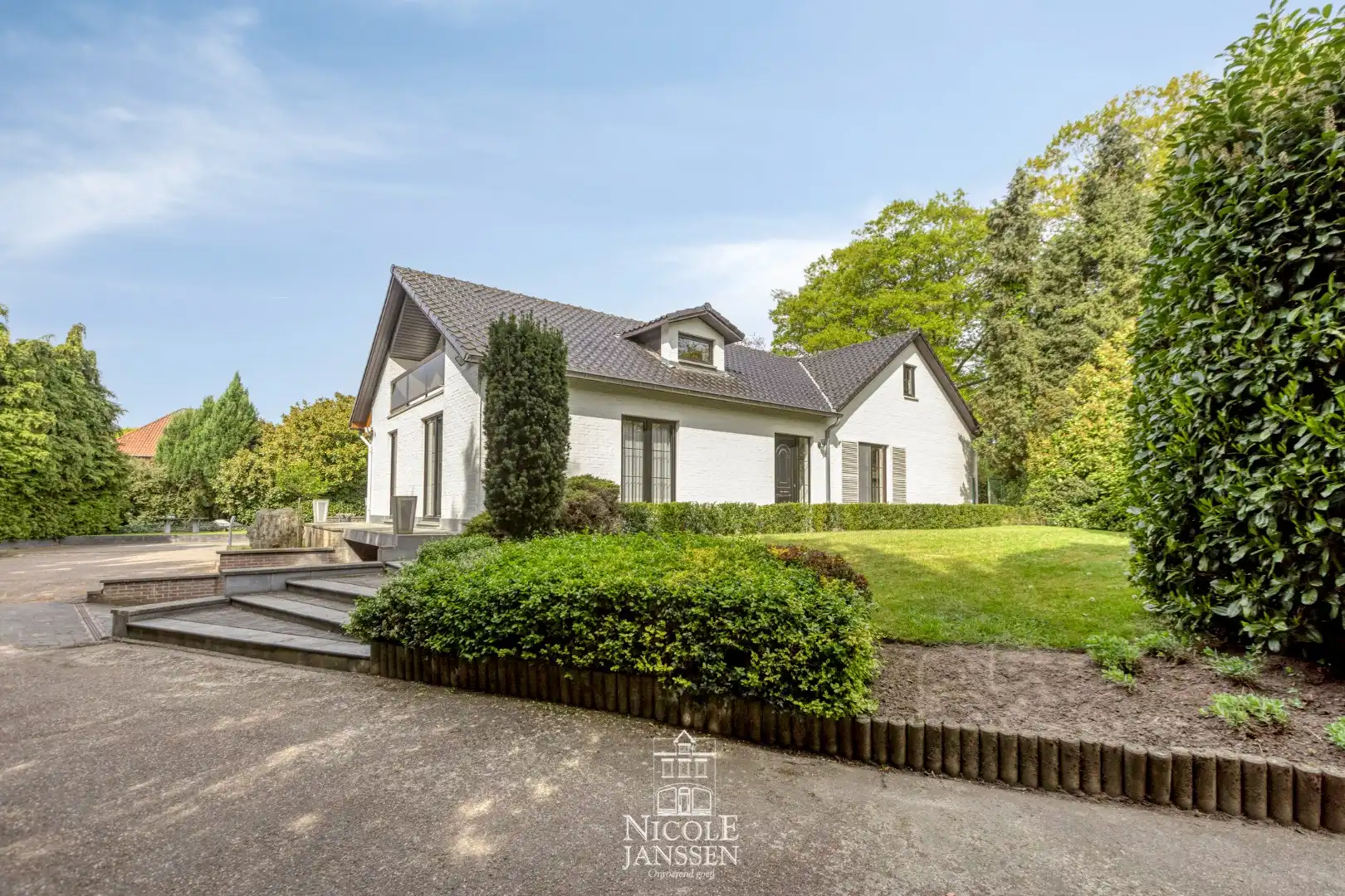 Vrijstaande villa foto 28