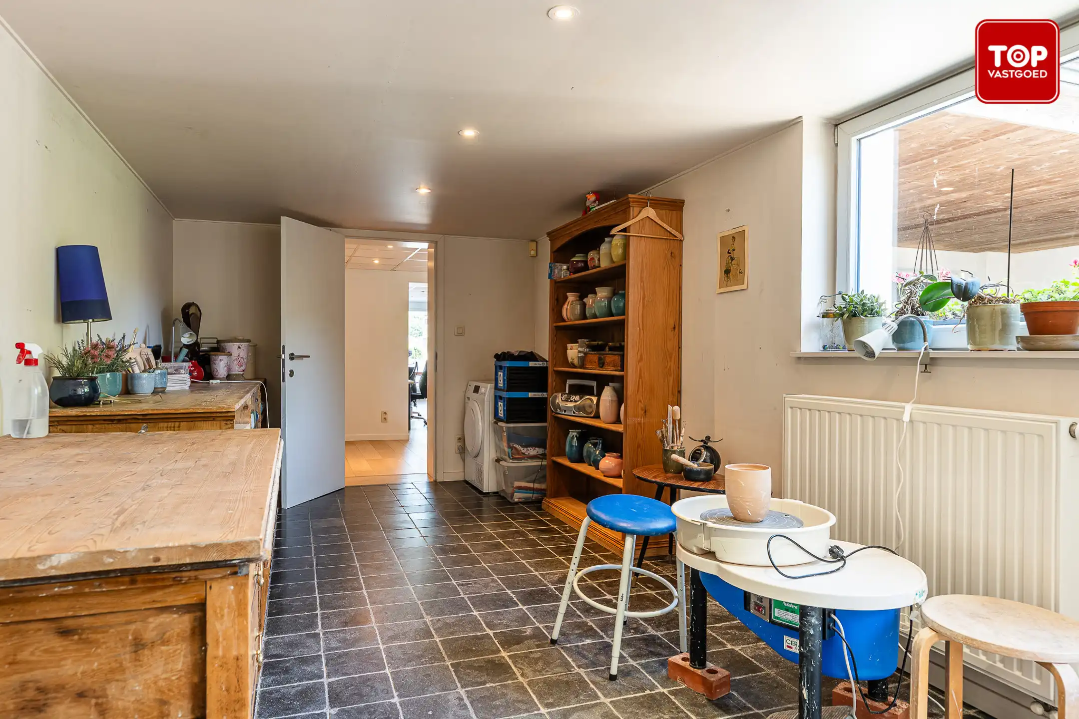 Instapklare combinatie van handelsgelijkvloers en bel-etagewoning op een uiterst gunstige locatie. foto 11