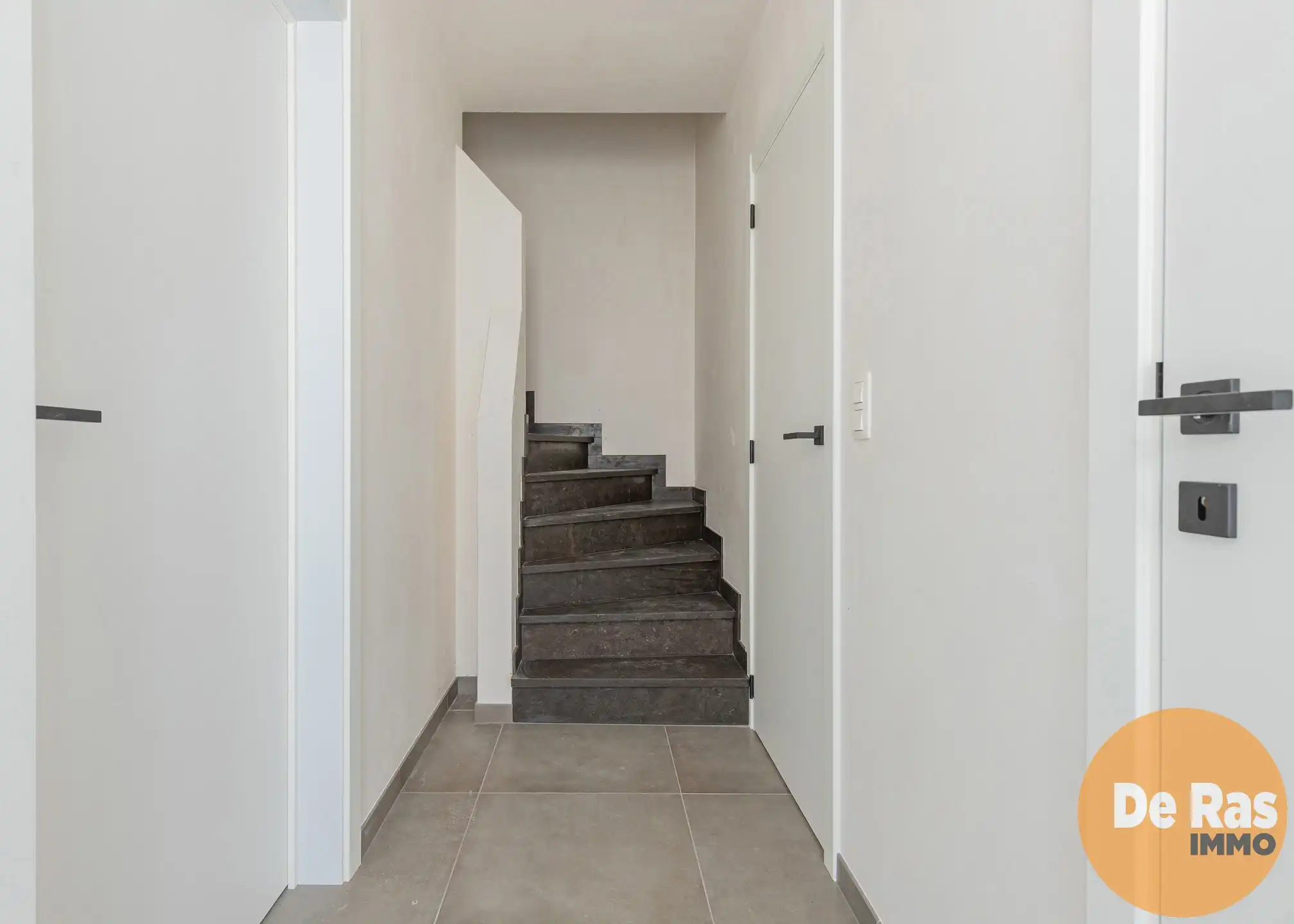 OPHASSELT - Prachtige nieuwbouw op een aangename locatie! foto 9