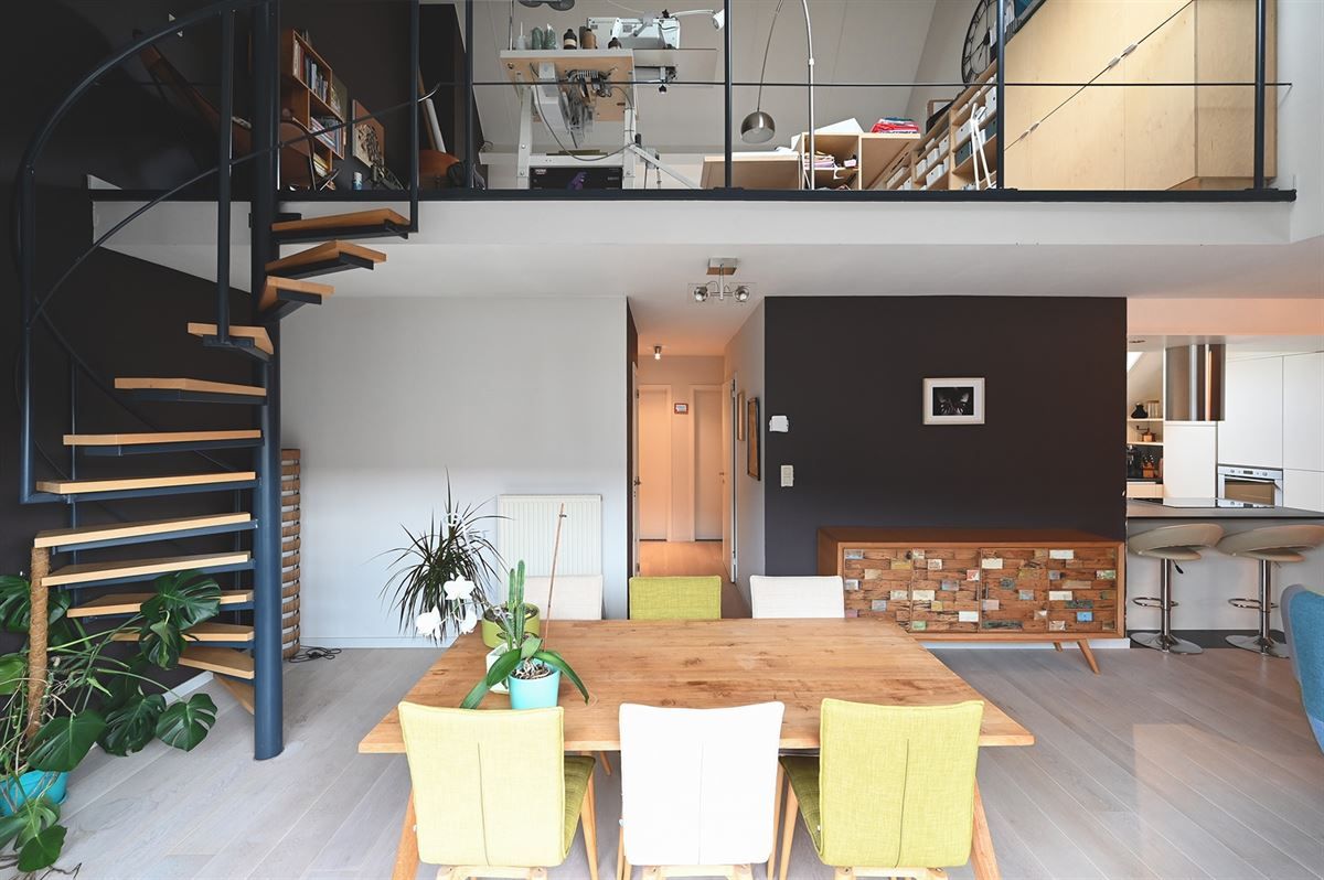 Prachtig duplex-appartement met 2 slaapkamers en garage foto 4