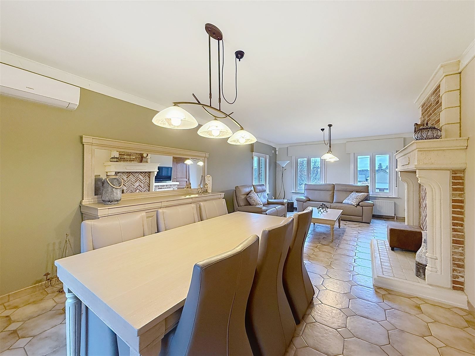 Ruime open bebouwing met 4 slpks, veranda, tuin, garage, 8a  foto 42