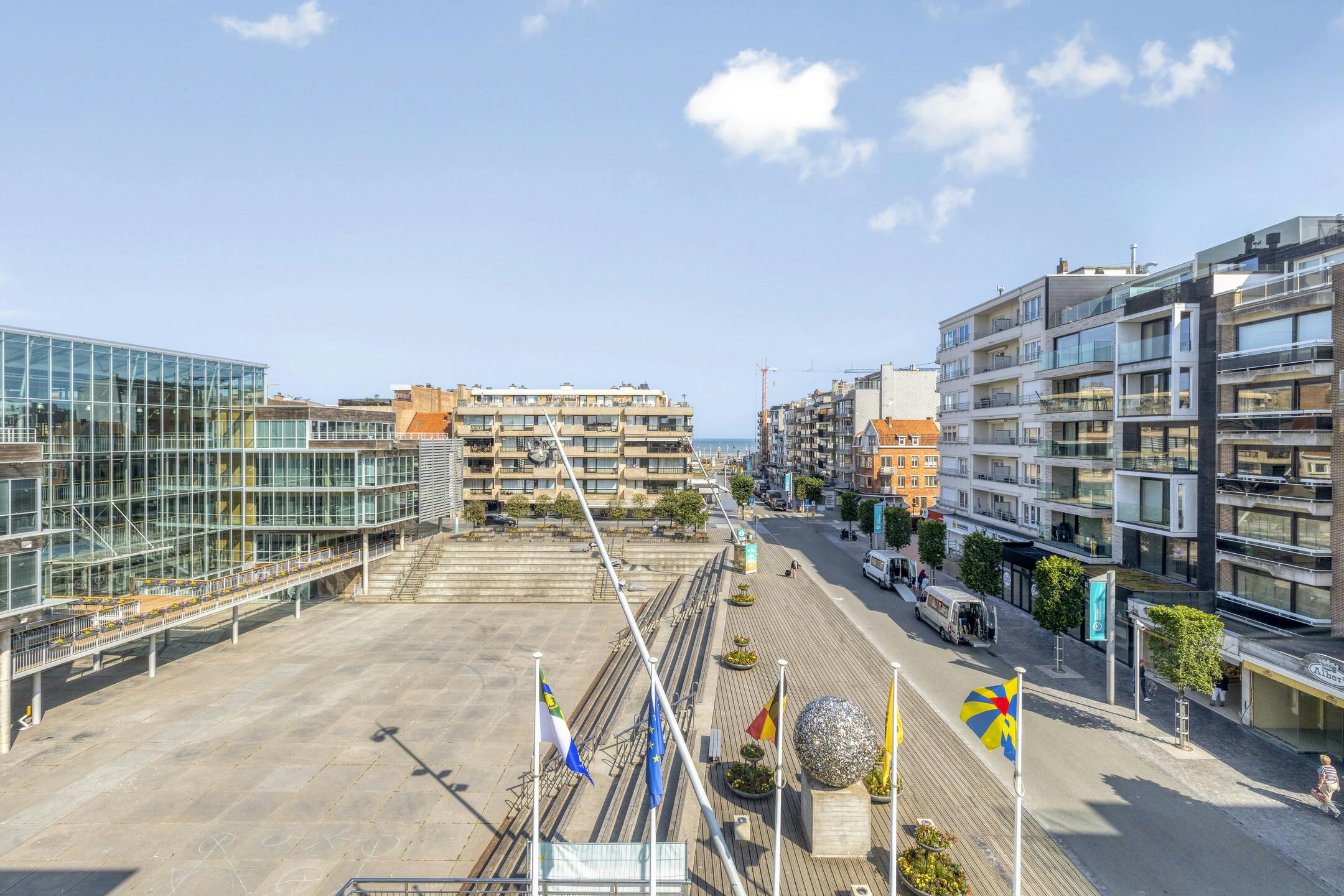 Centraal gelegen appartement (68 m²) met 1 slaapkamer in Koksijde foto {{pictureIndex}}