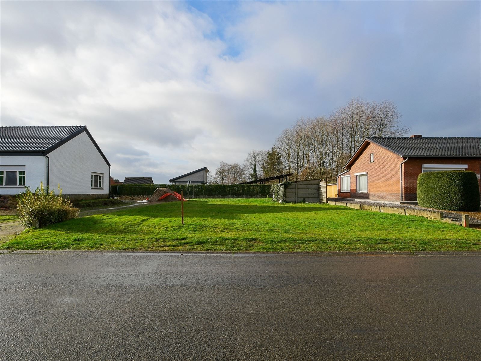 Bouwgrond foto {{pictureIndex}}