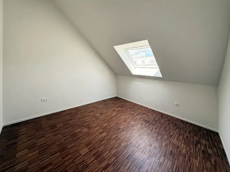 Kantoor te huur foto 7