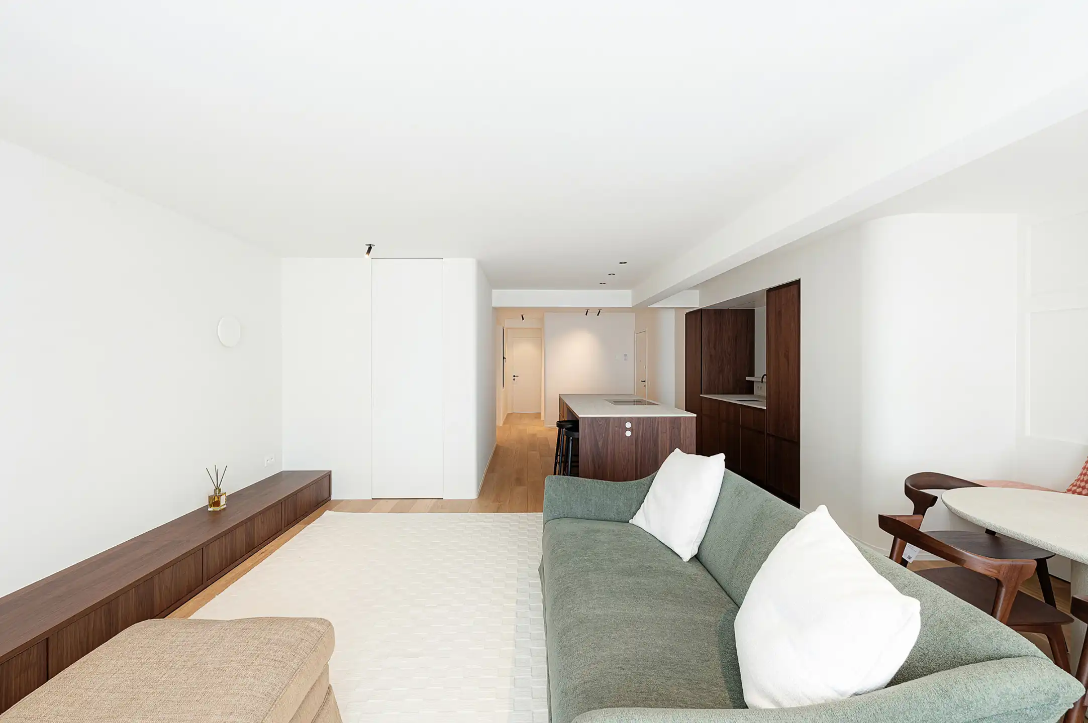 Luxueus gerenoveerd appartement op topligging in Knokke foto 9