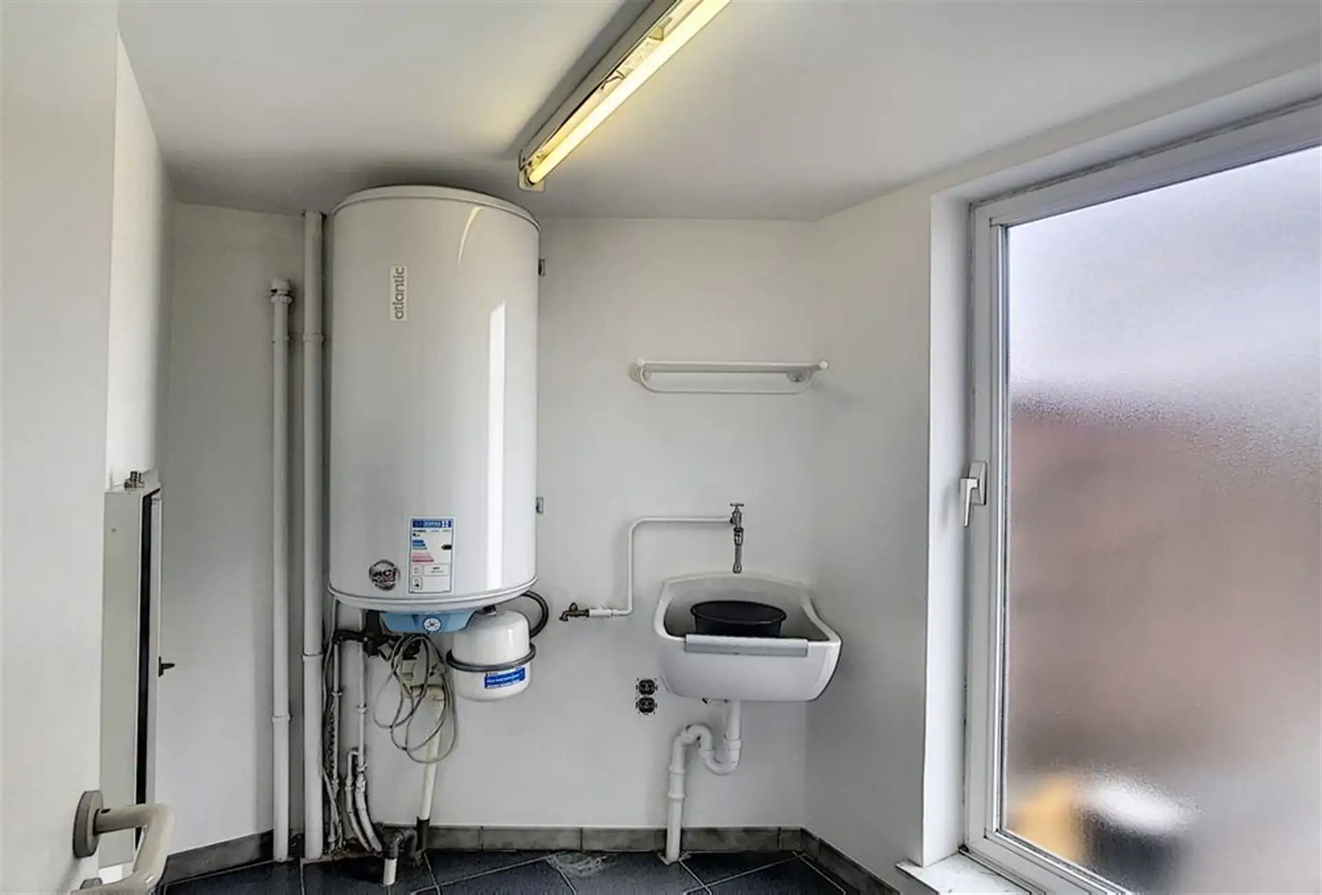 Goed gelegen 1-slaapkamer appartement  foto 12