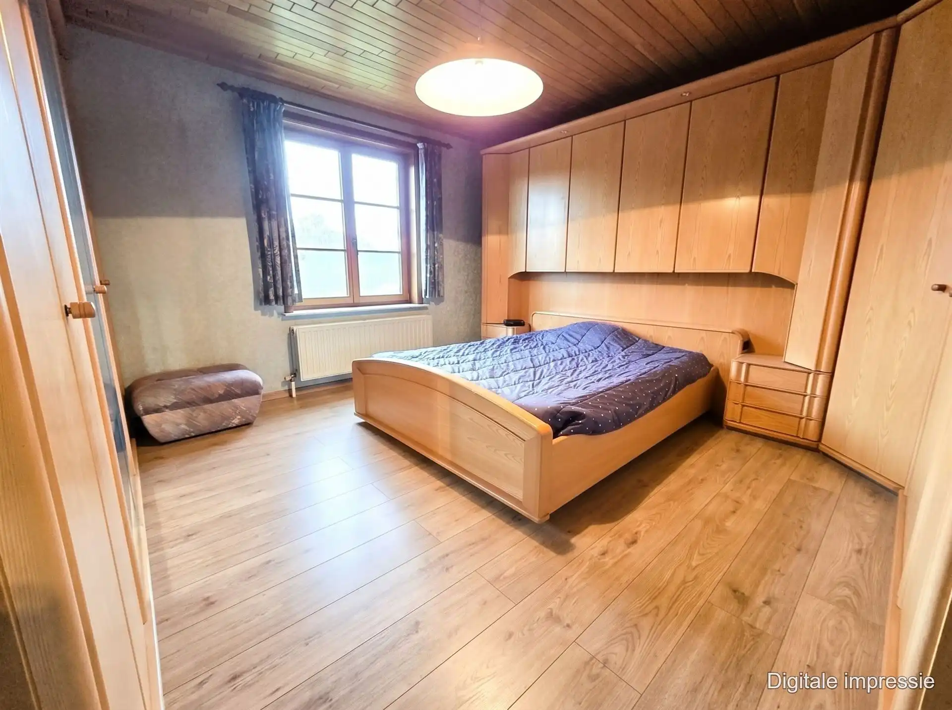 Stijlvolle woning met 4 slks op een perceel van 897m²  foto 11