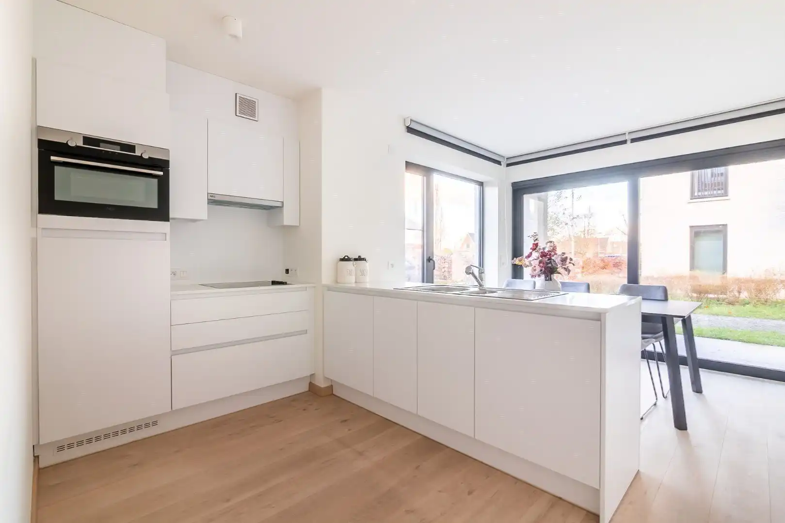 Zorgeloos wonen in stijl: instapklare serviceflat in Residentie Stuyvenberg foto 6