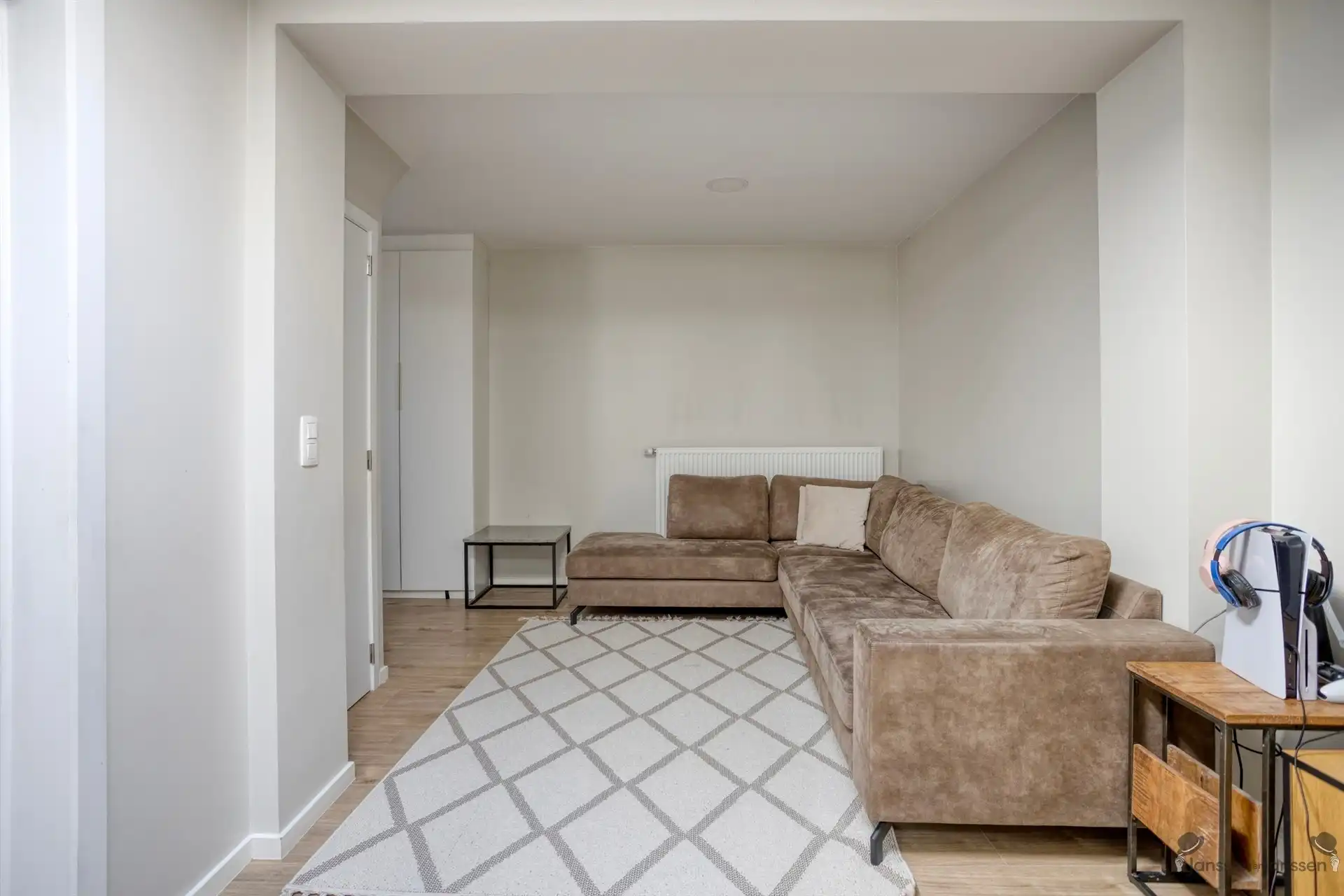 Volledig gerenoveerde woning te Genk foto 7
