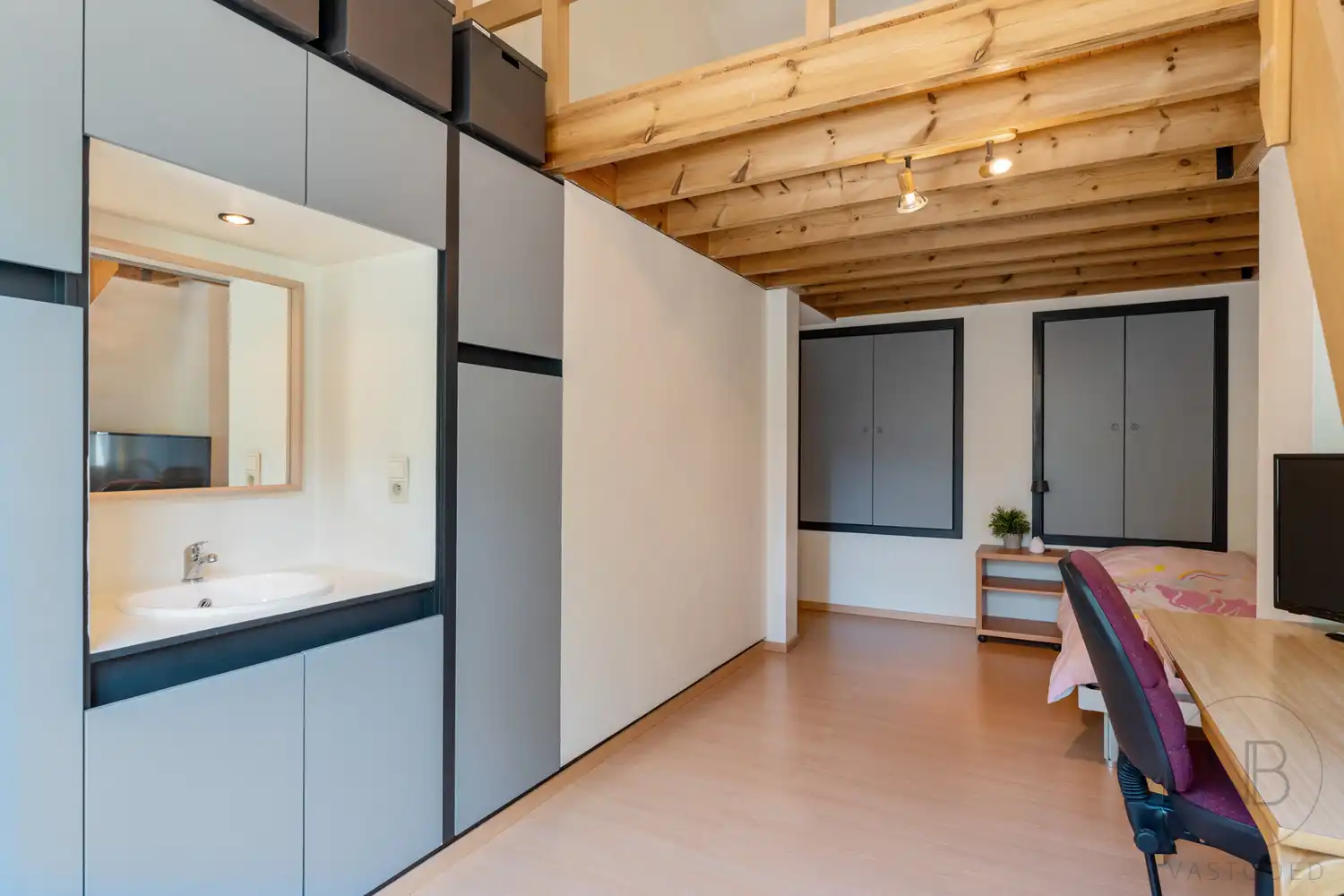 Moderne villa  met zwembad op toplocatie in Genk - instapklaar en future-proof foto 35