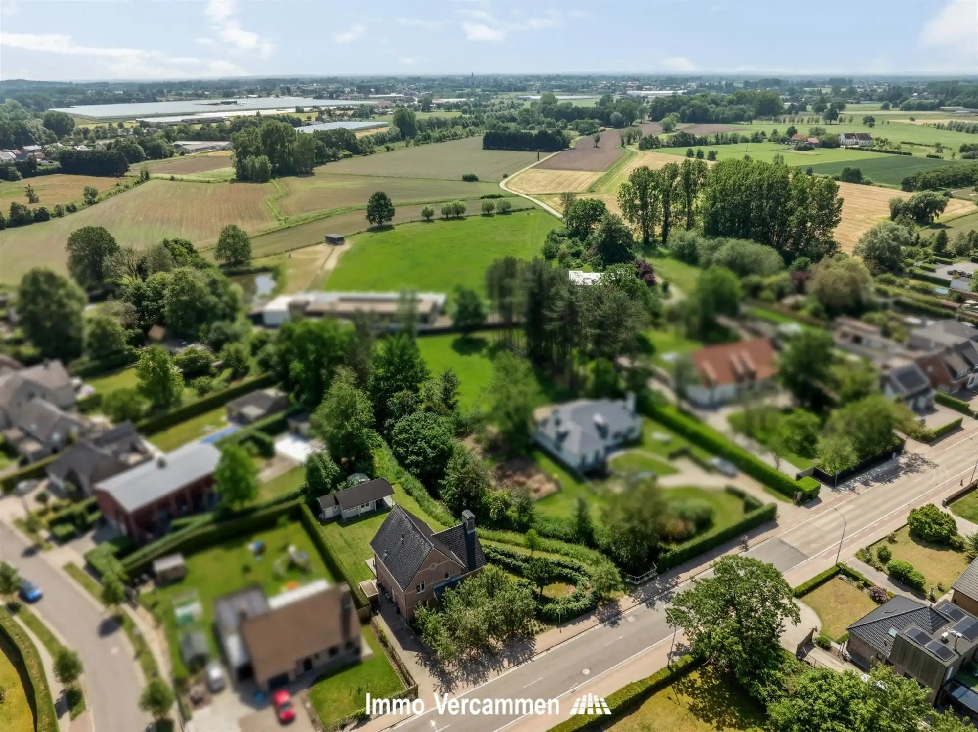 Elegante herenwoning met 4 slaapkamers, ruime zolder en zonnige tuin in Koningshooikt foto 19