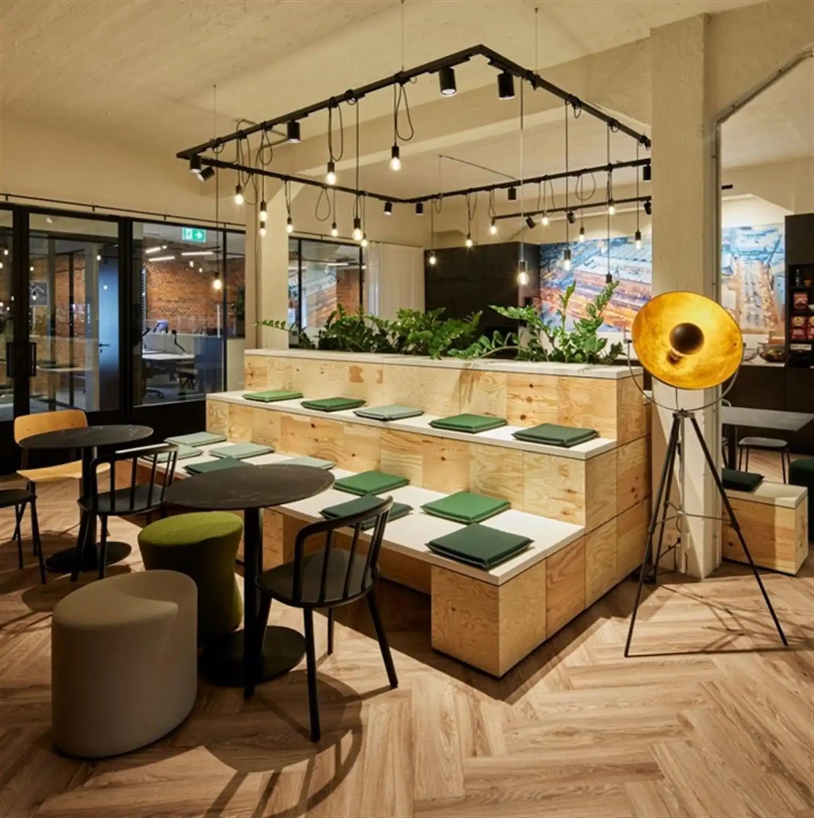 ROYAL DEPOT - TOUR & TAXIS: vanaf 348m² foto 7