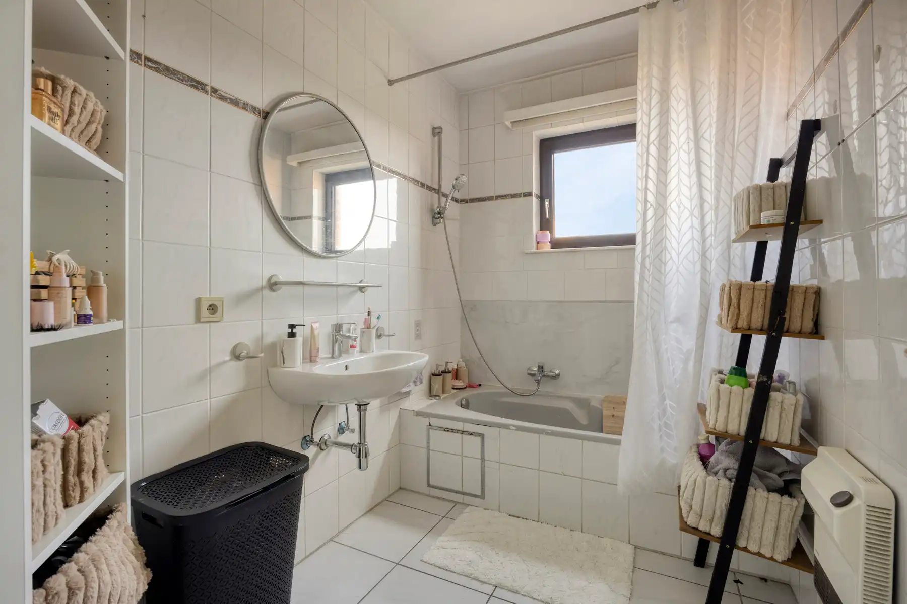 CENTRAAL GELEGEN 2-SLAAPKAMERAPPARTEMENT MET PARKEERPLAATS IN ZELLIK! foto 14
