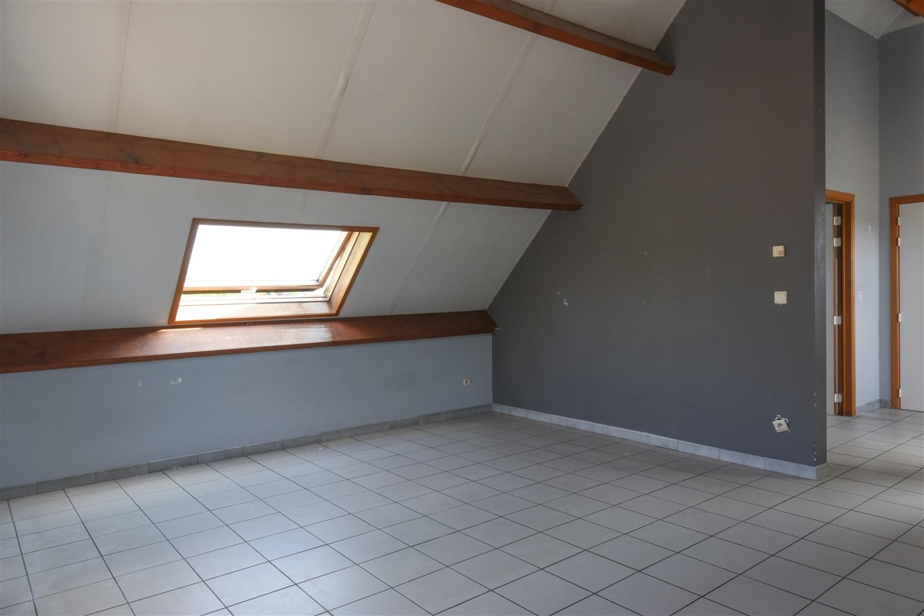 Studio gelegen op een steenworp van Maastricht foto 3