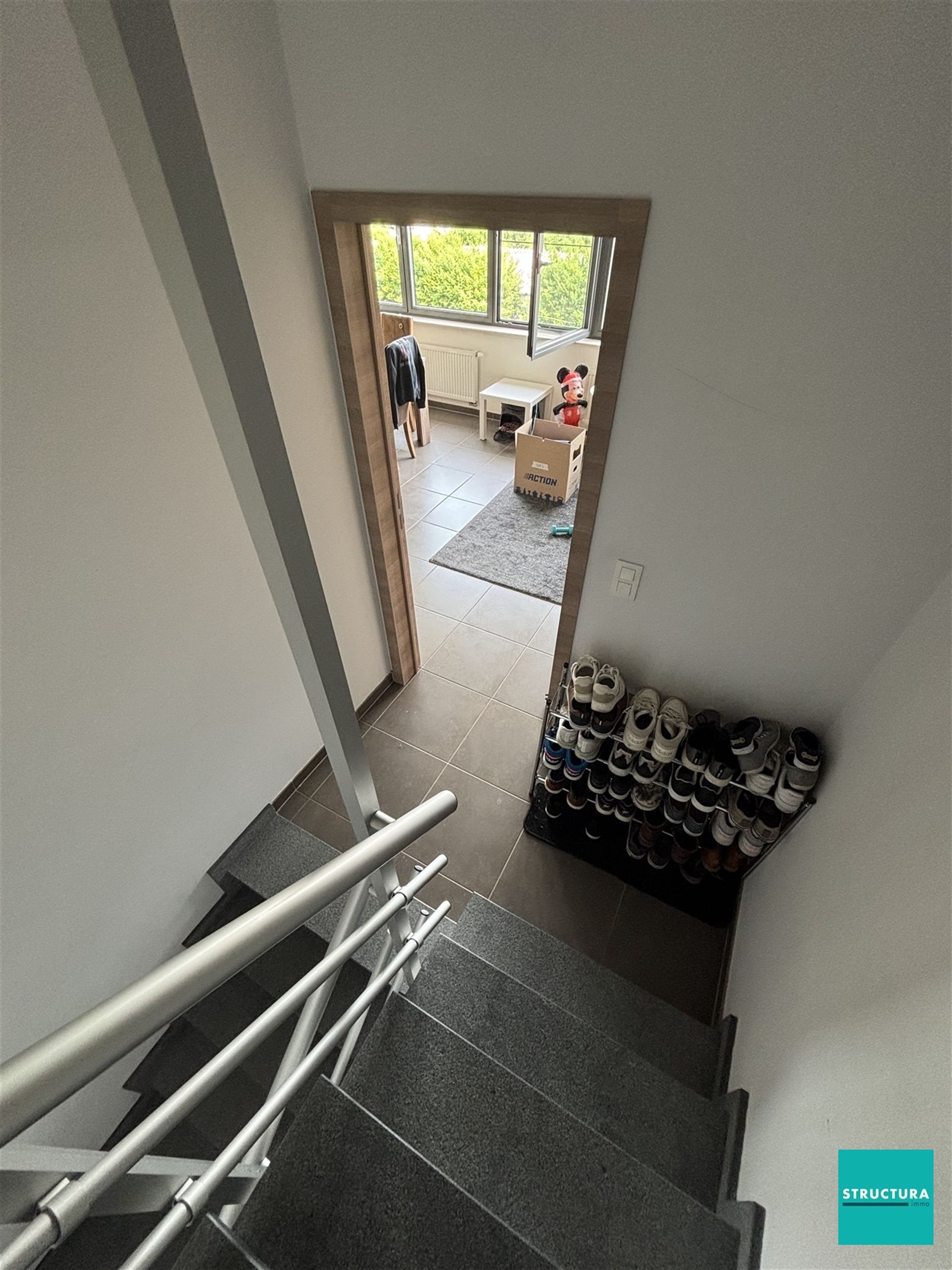 Appartement met twee slaapkamers en terras foto 5