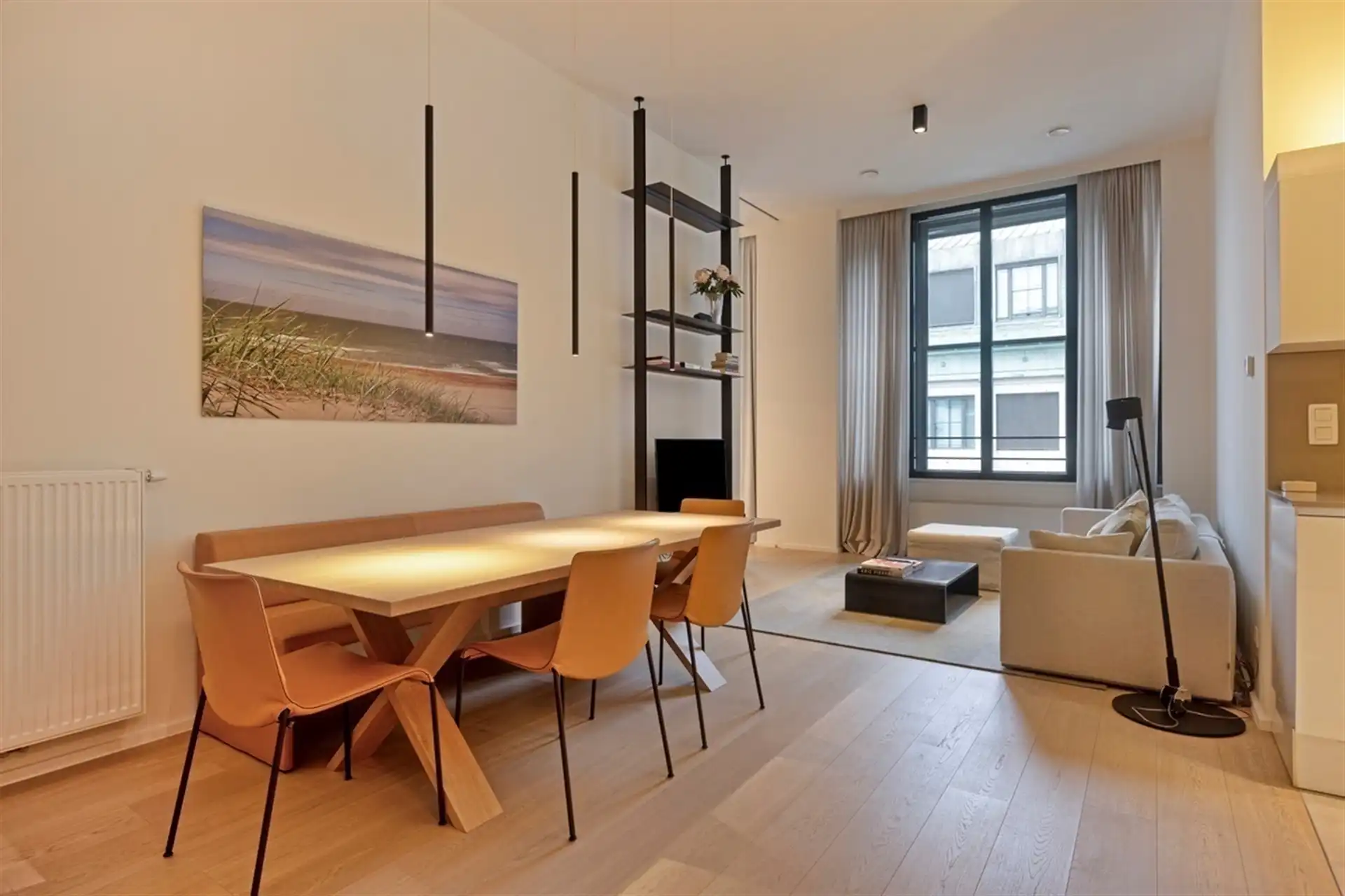 Prachtig eigentijds appartement met een historisch accent  foto {{pictureIndex}}