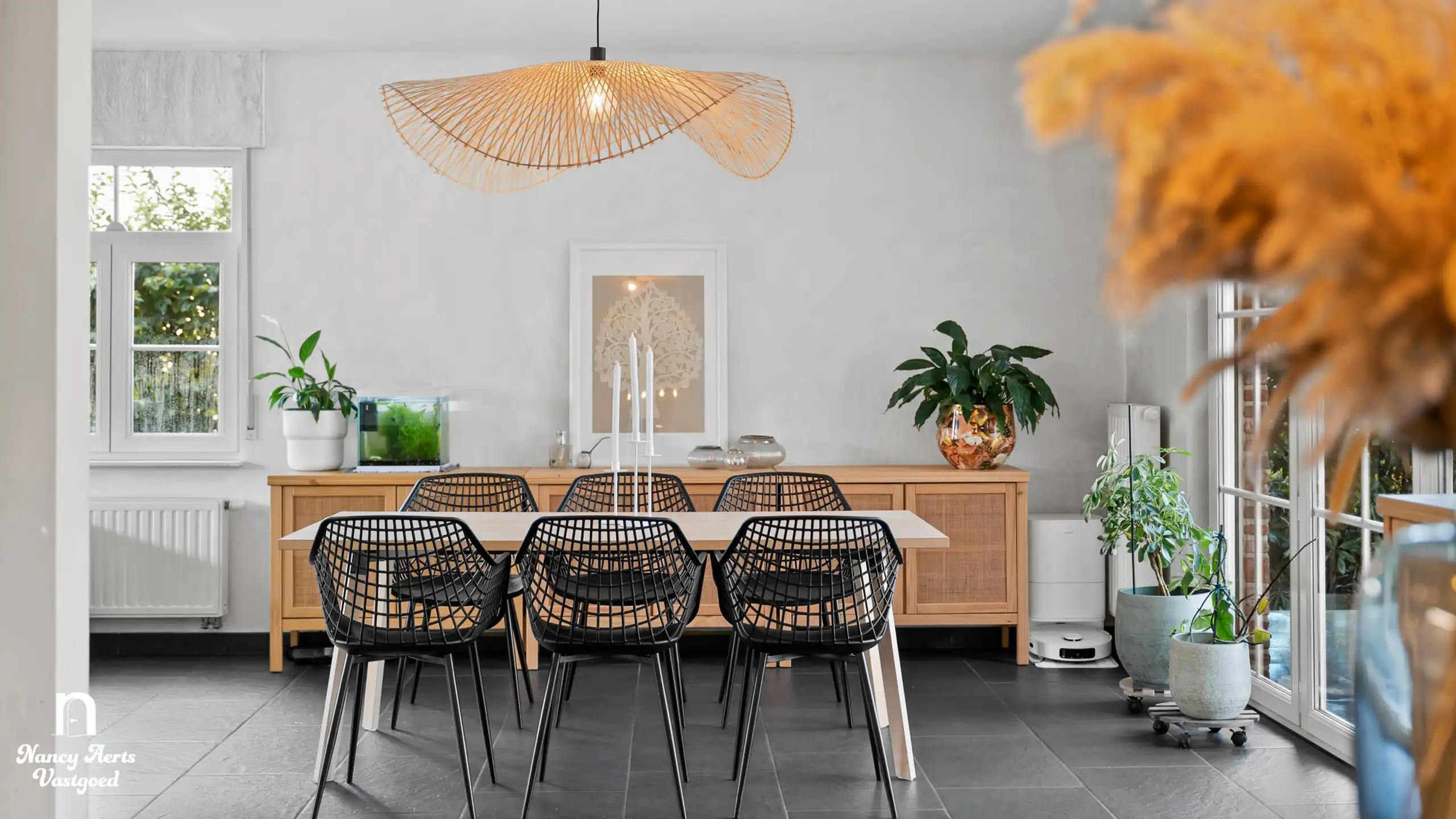 Verrassend ruime woning met aparte studio op rustige locatie foto 9