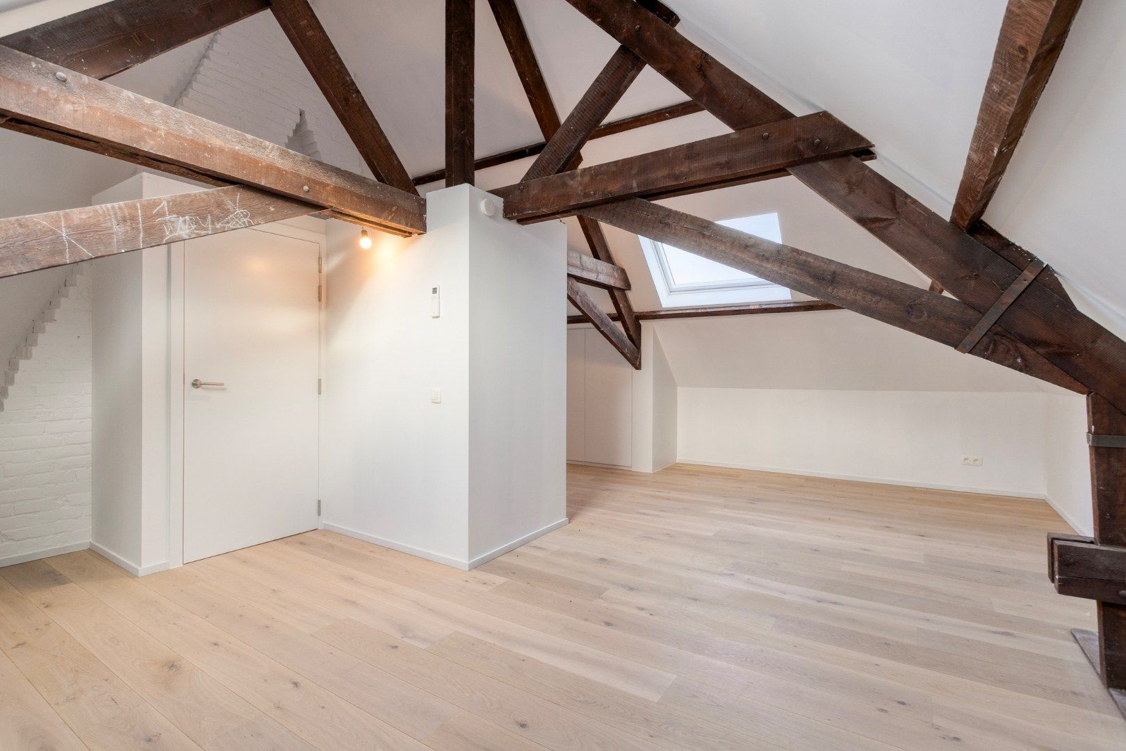 Energiezuinige, instapklare halfopen bebouwing met 4 slaapkamers! foto 16