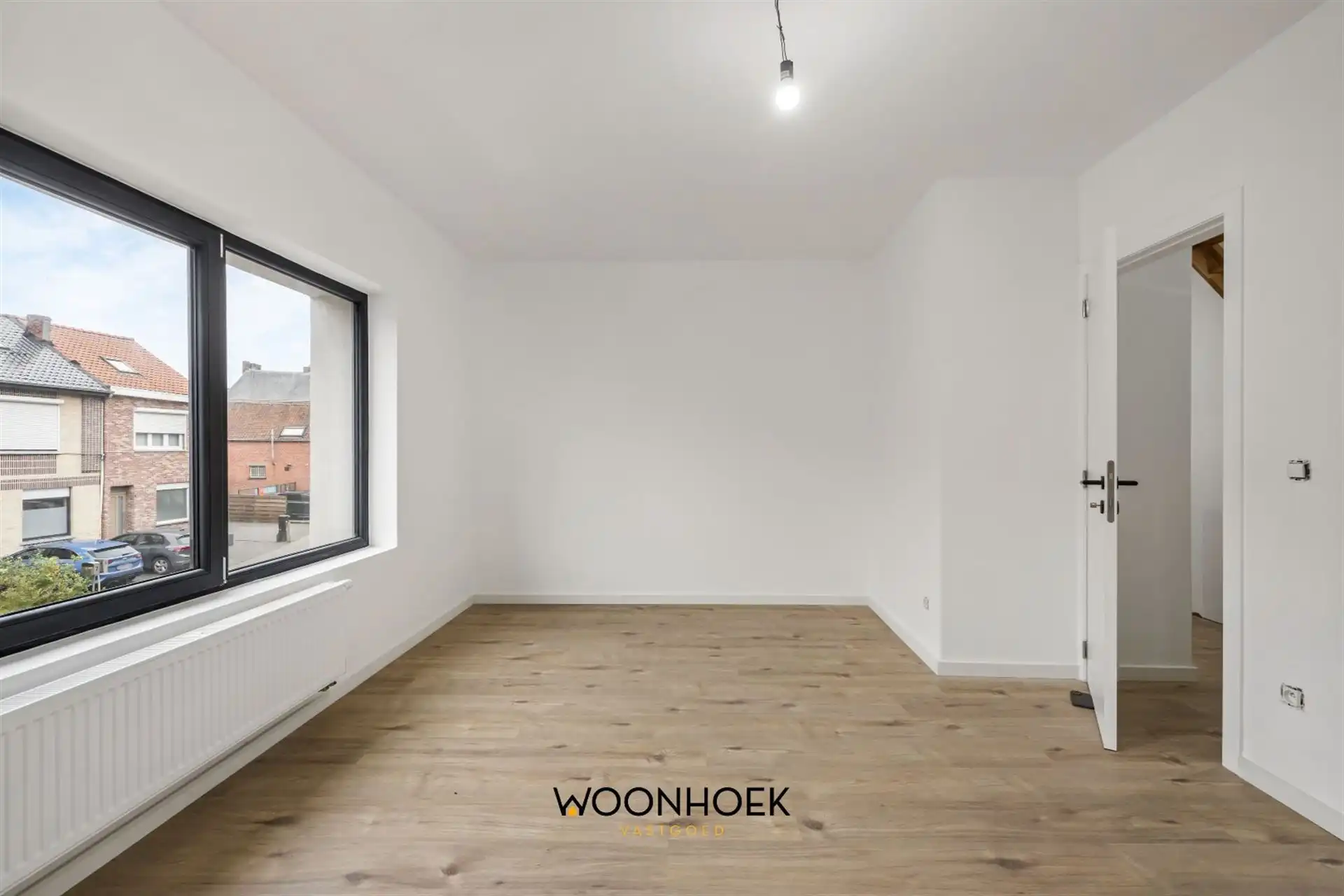 Gerenoveerde, 4-slpk woning met 2 badkamers en tuin! foto 13
