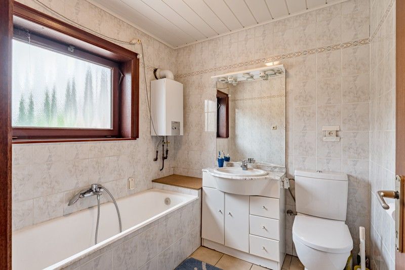 Charmante, te renoveren woning met tuin op 5are foto 18