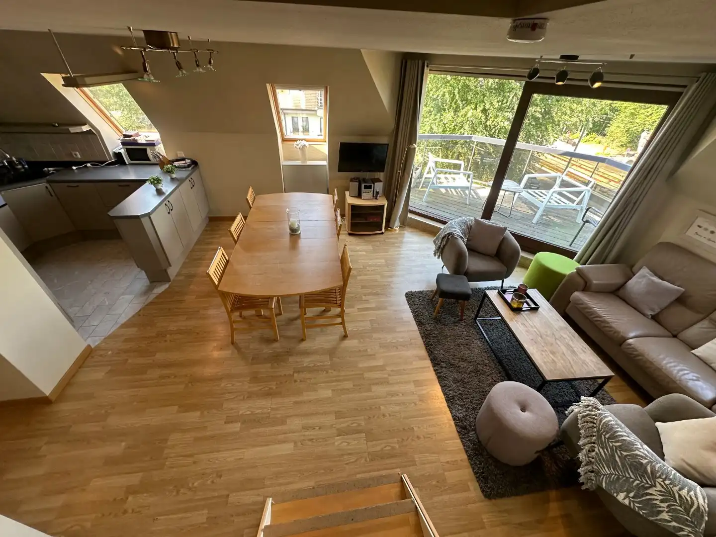 Ruim duplexappartement met 4 slaapkamers in De Panne – vlakbij zee en Esplanade foto 4