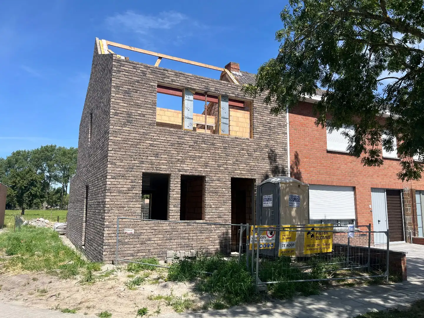 Moderne nieuwbouwwoning in Koolkerke foto {{pictureIndex}}