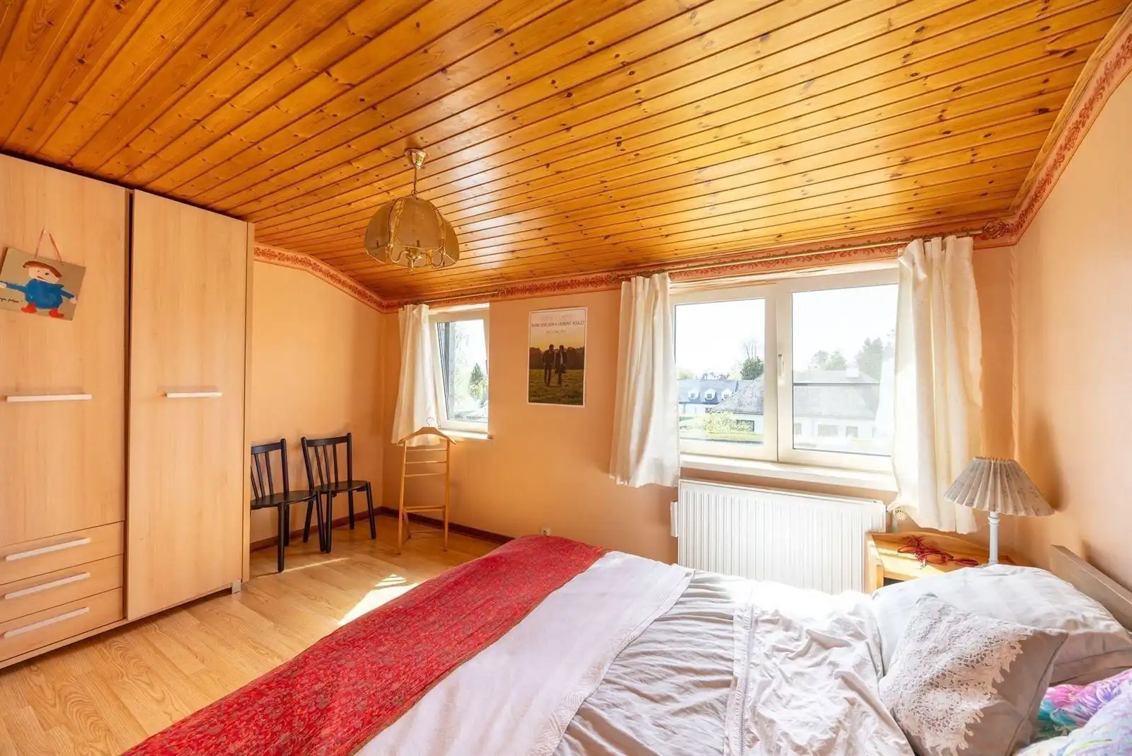 Villa in gegeerde buurt foto 25