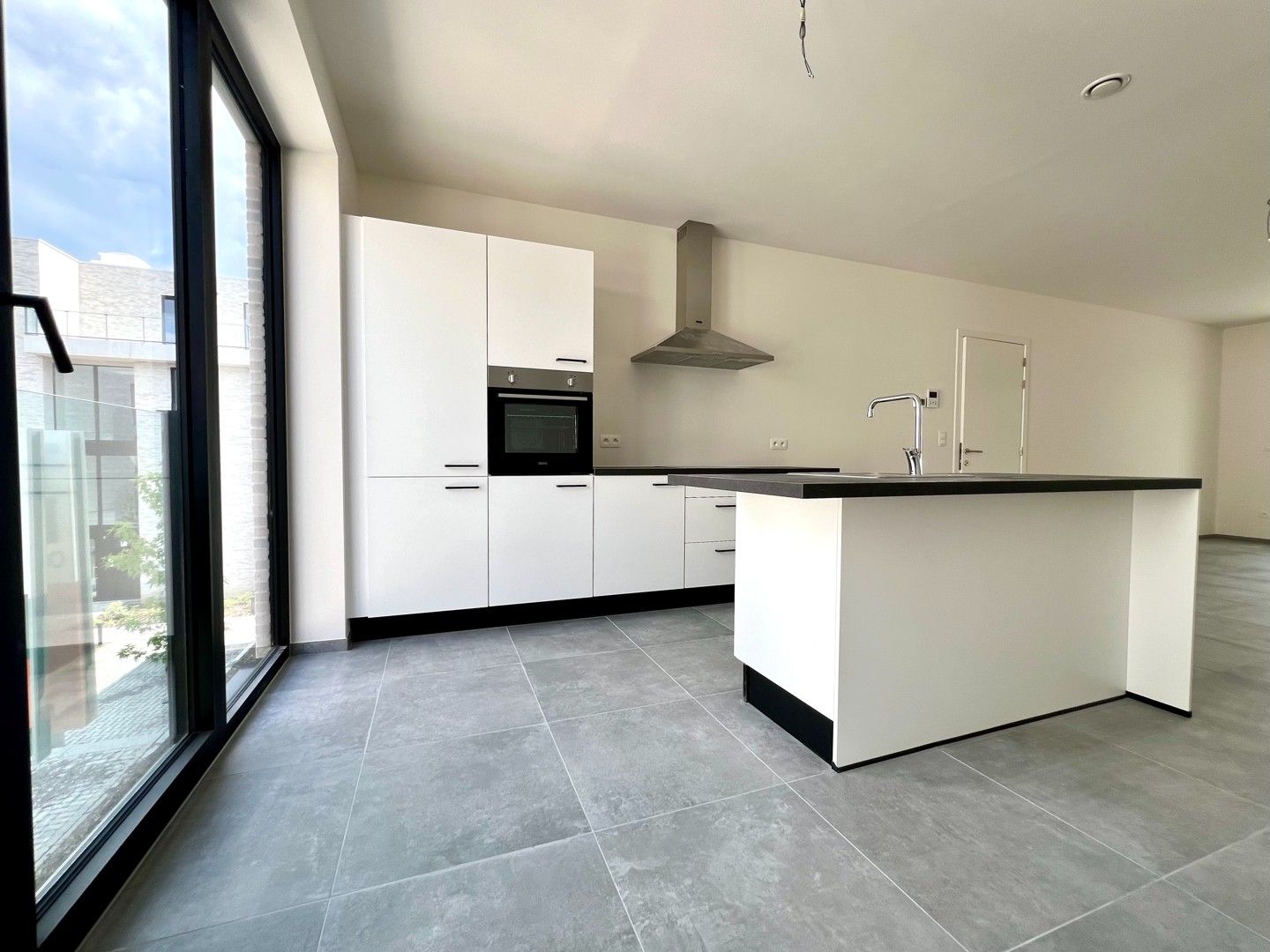 Nieuwbouwappartement te huur in Maasmechelen foto 3