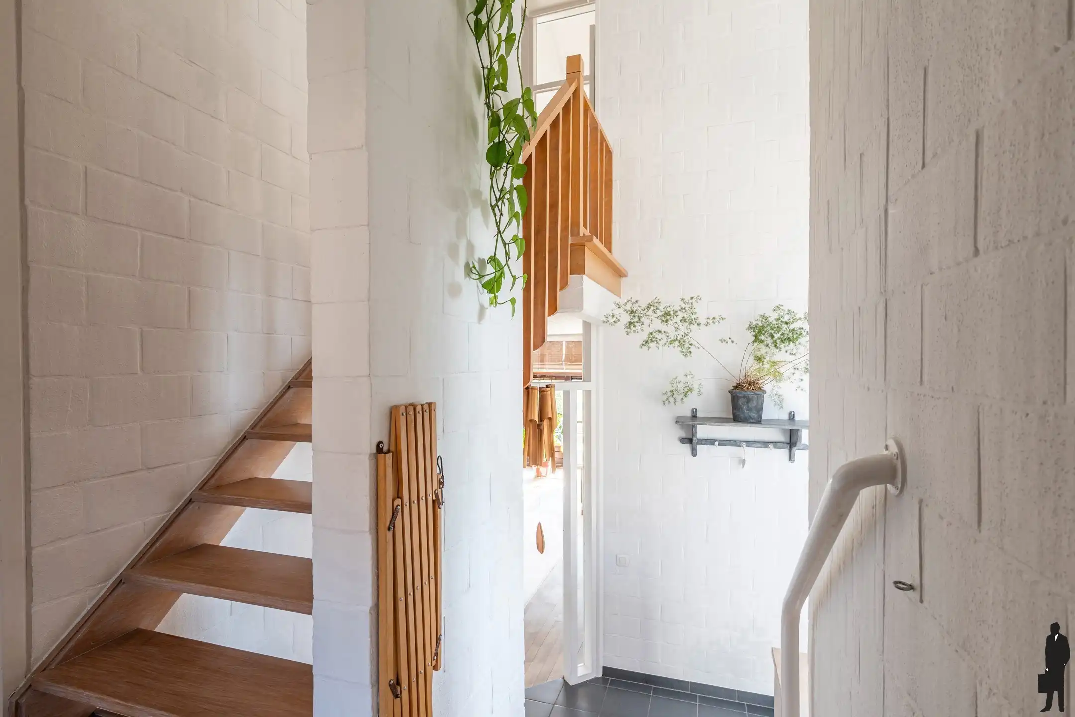 Ruime splitlevel woning, zuidgerichte tuin (ca. 522 m²) foto 21