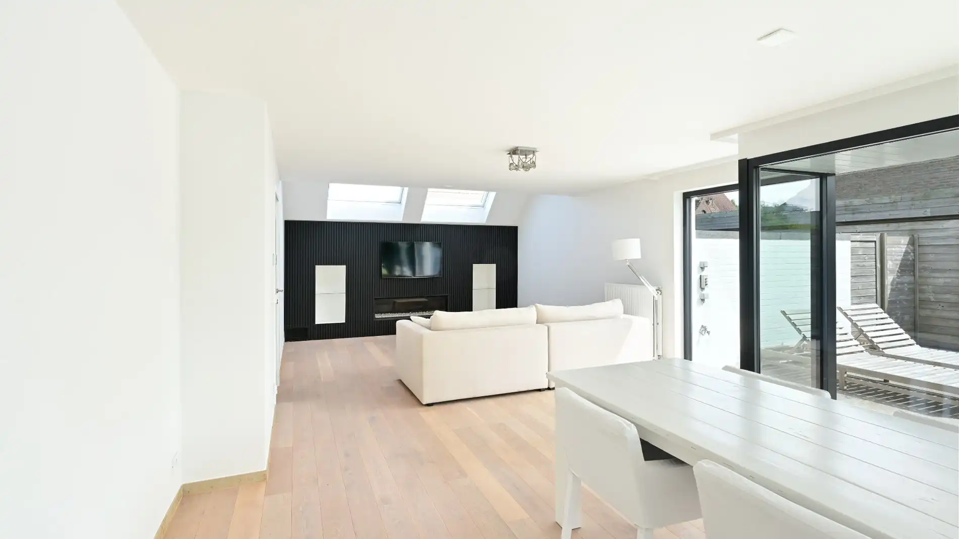 Verzorgde alleenstaande villa met zwembad en veel privacy, rustig gelegen op enkele minuten van het centrum van Knokke foto 9