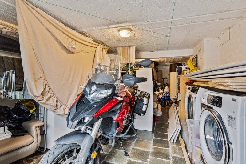 Ruime en instapklare bel-etage woning in Koningslo foto 16