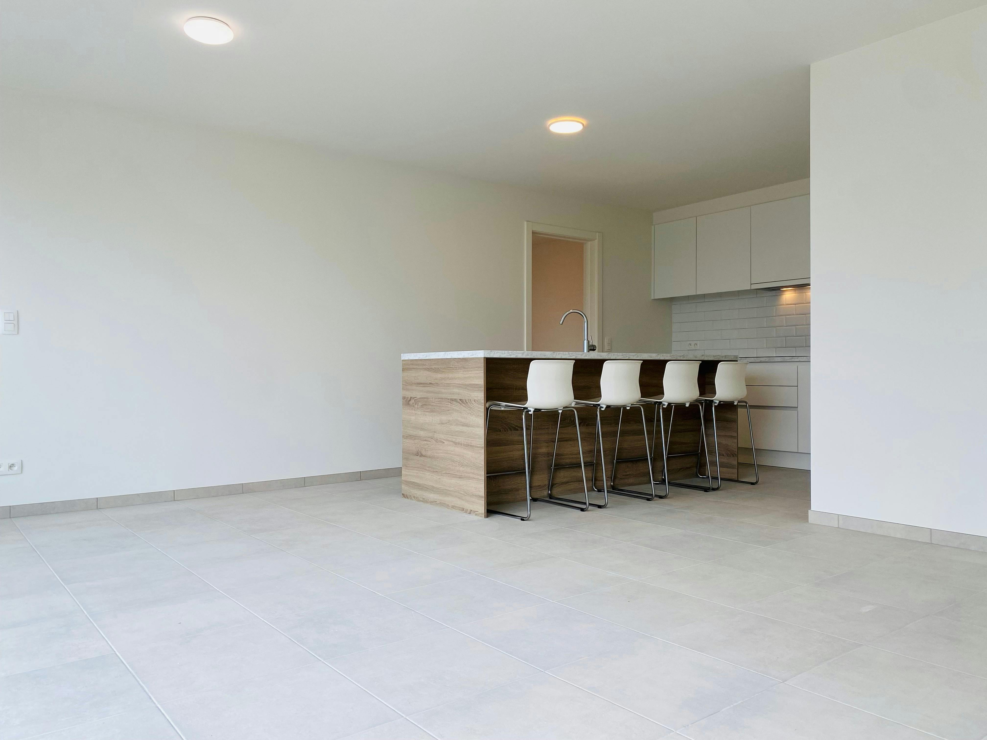 TE HUUR: recent appartement met 2 slaapkamers te Alken foto 6