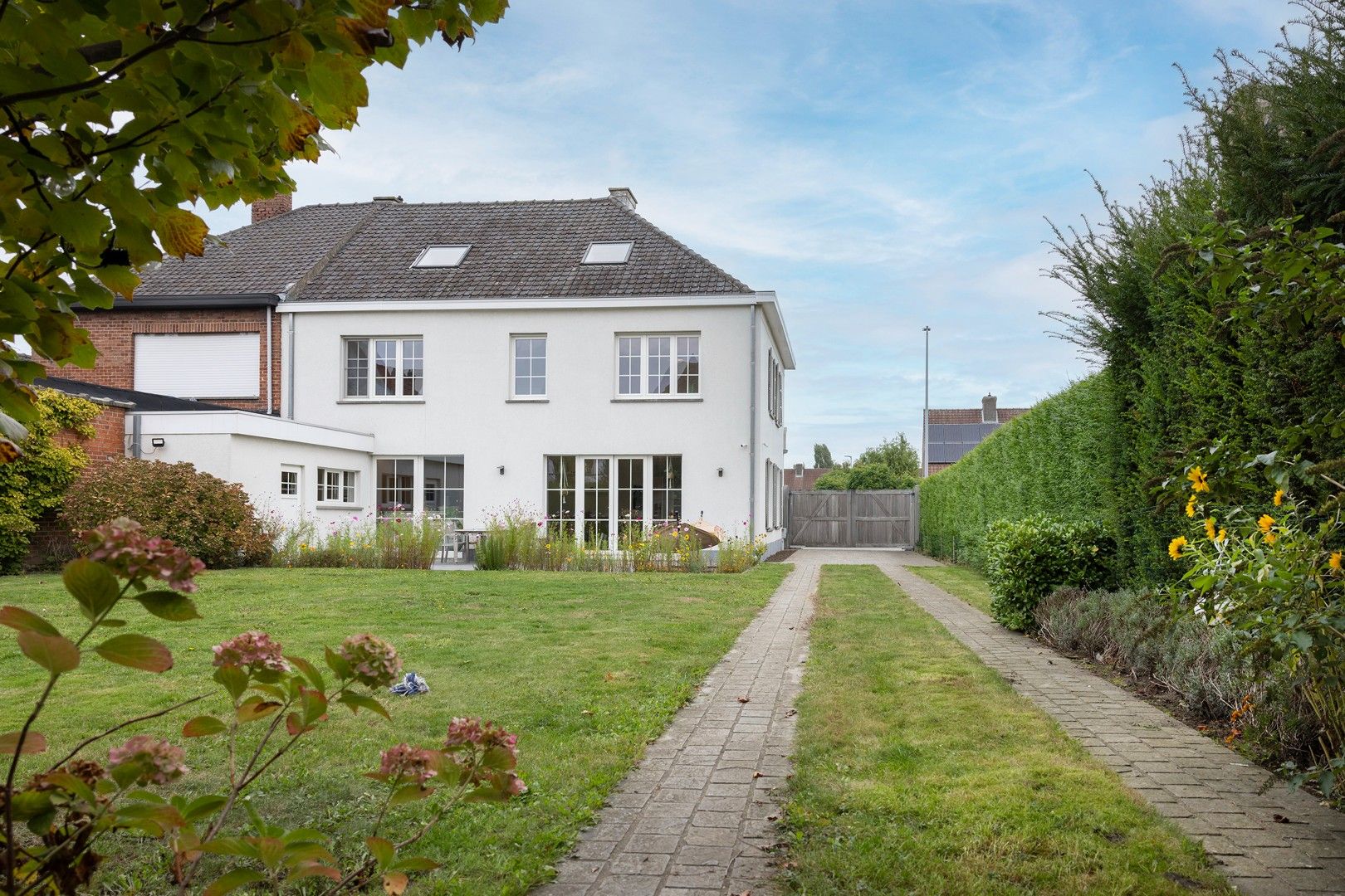Grote woning met 4 slpks, 2 badks, ... foto 23
