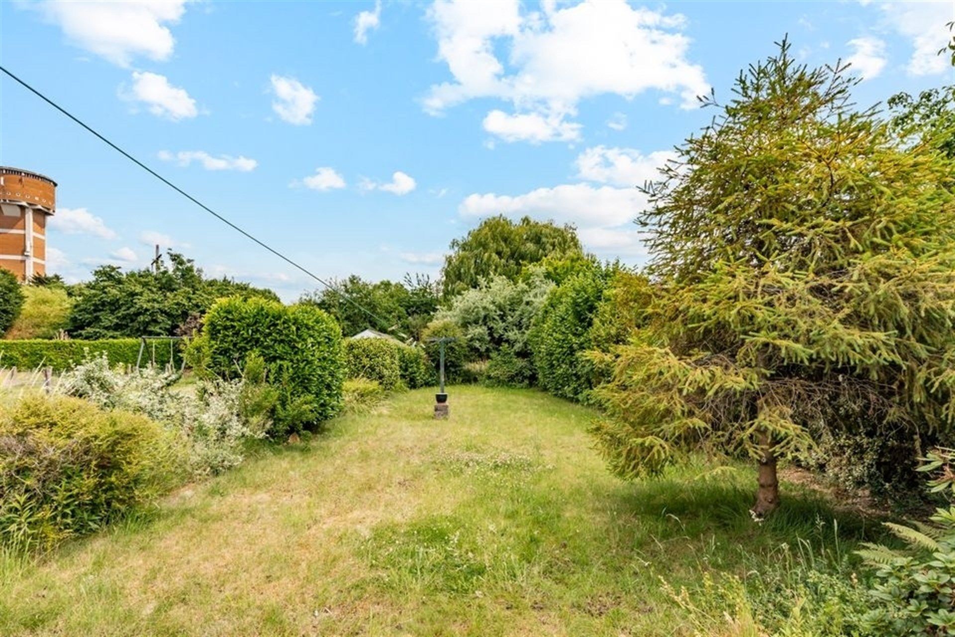 Woning met grote tuin (Perceel van 654 m²)  foto 13